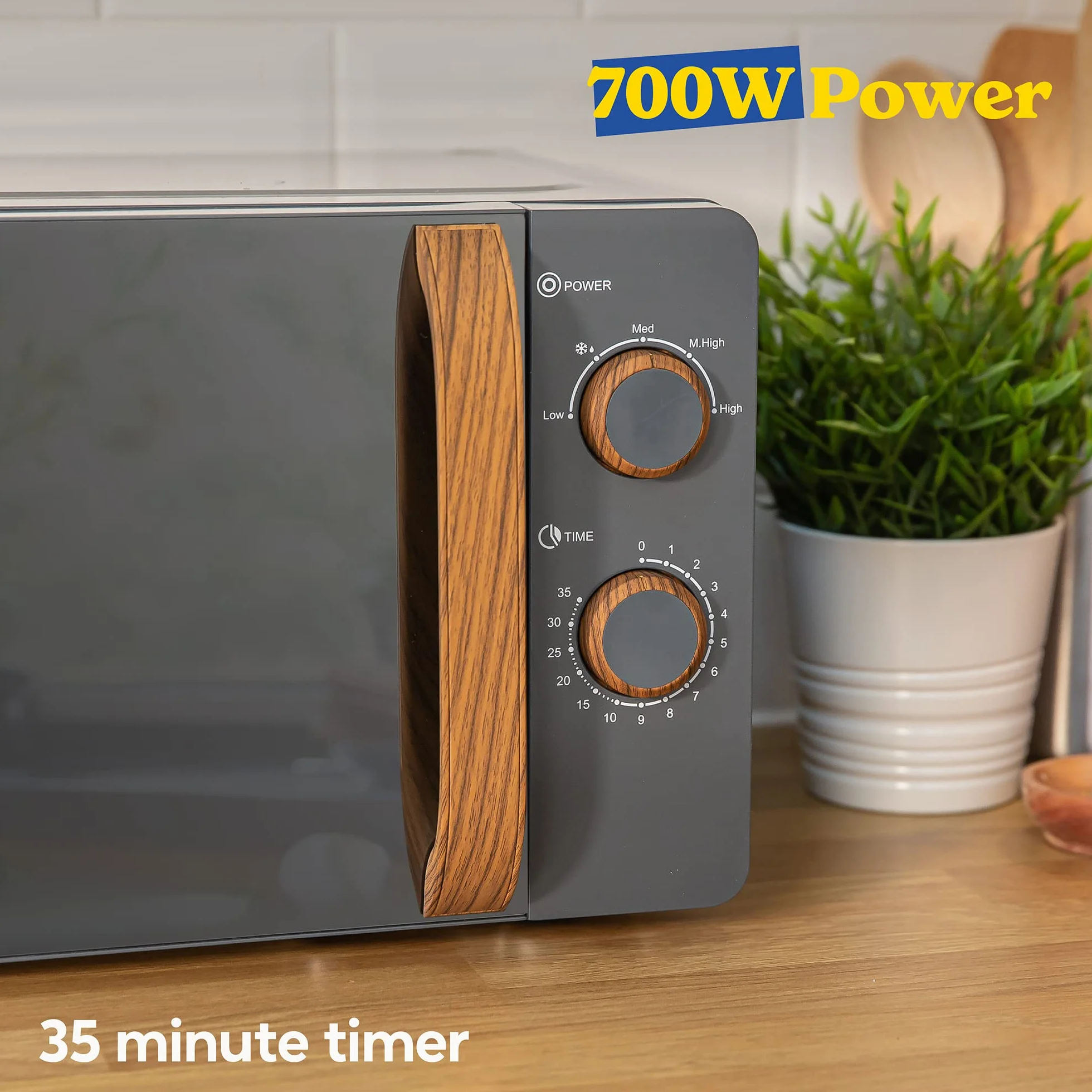 Russell Hobbs RHMM713G - Microondas manual compacto de 17 l y 700 W, estilo escandinavo, 5 niveles de potencia, maneta y diales con efecto madera, temporizador, función de descongelación, gris