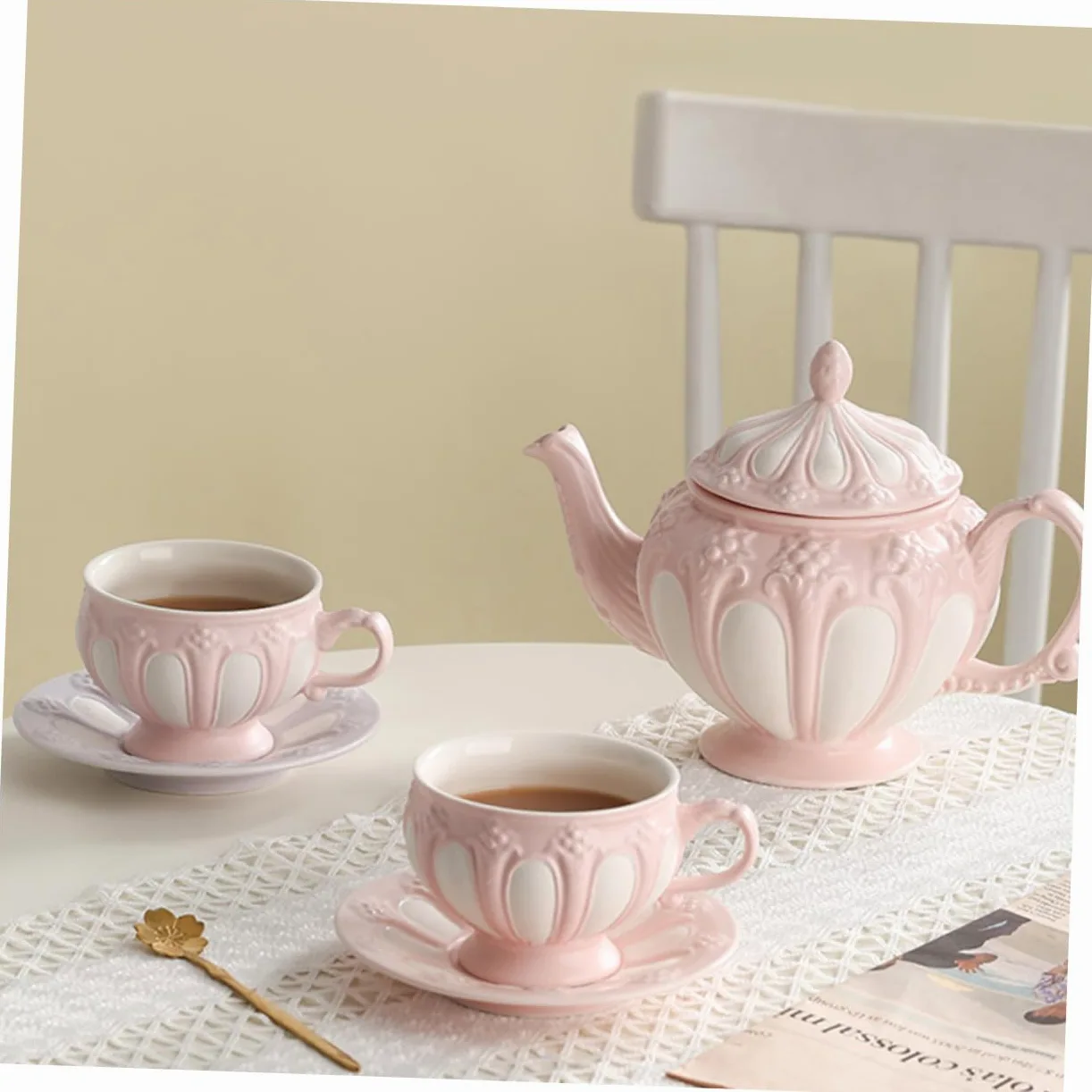 Juego de Tazas de Café Mango Ergonómico de Cerámica Diseño Europeo en Relieve y Color Rosa, Adecuado Hogar o Cafetería