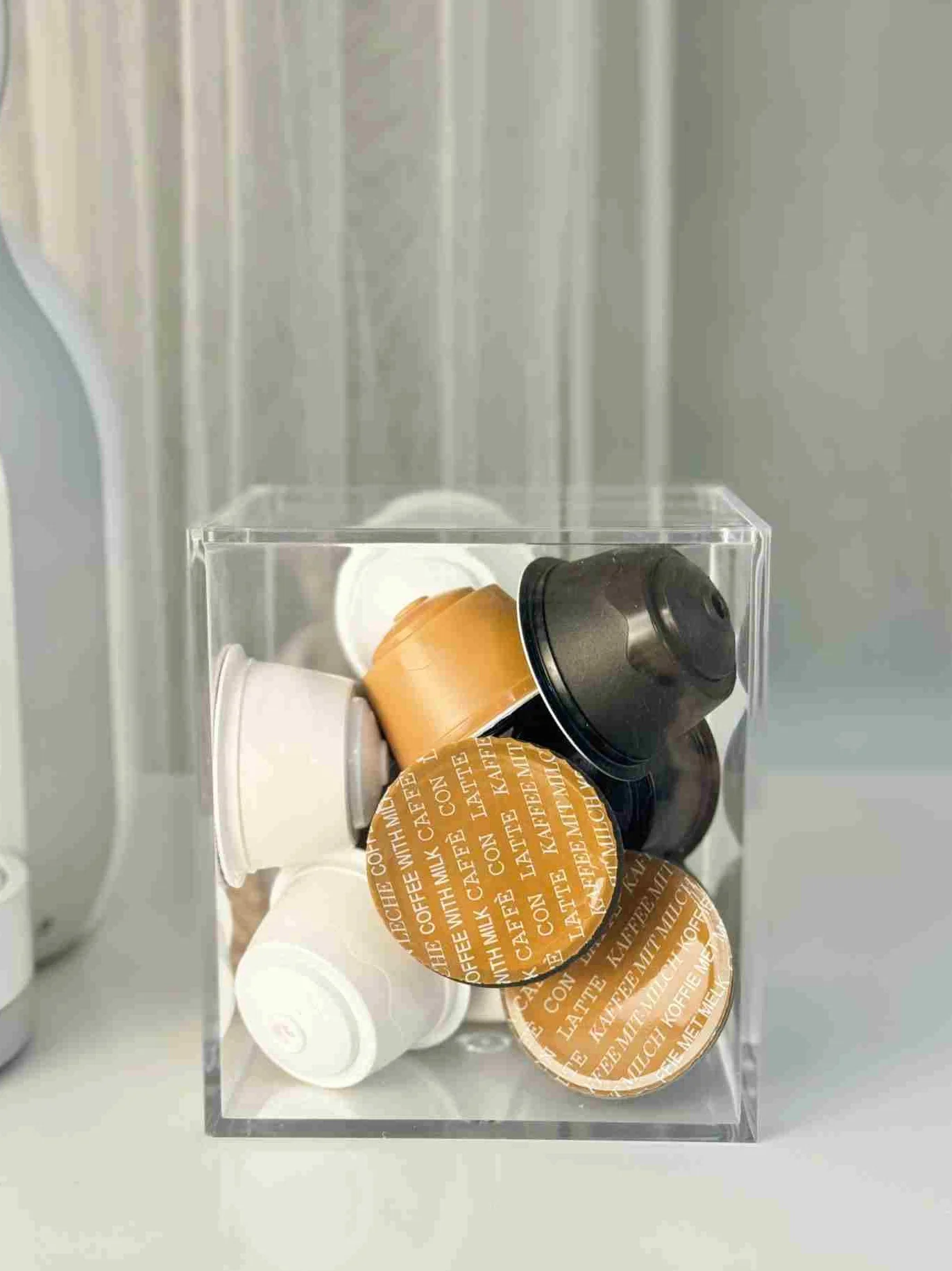 Dcasa - Portacapsulas metacrilato para capsulas nespresso o dolcegusto, Capacidad para 13 cápsulas Dolce Gusto o 40 cápsulas Nespresso