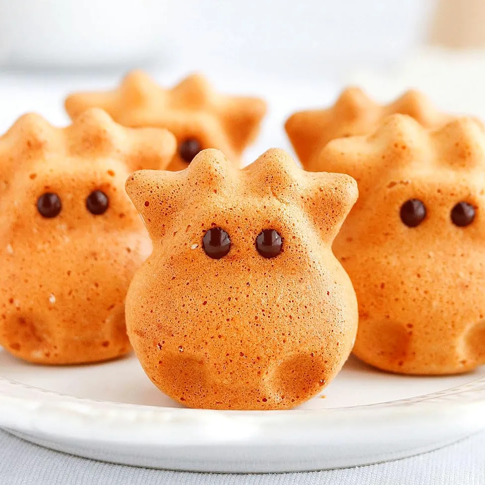 CANDeal Molde para Hornear Muffins con Forma De Buey De 12 Cavidades, Moldes Antiadherentes para Hornear Pasteles De Animales, Moldes para Pasteles De Vaca Novedosos para Hornear En El Horno