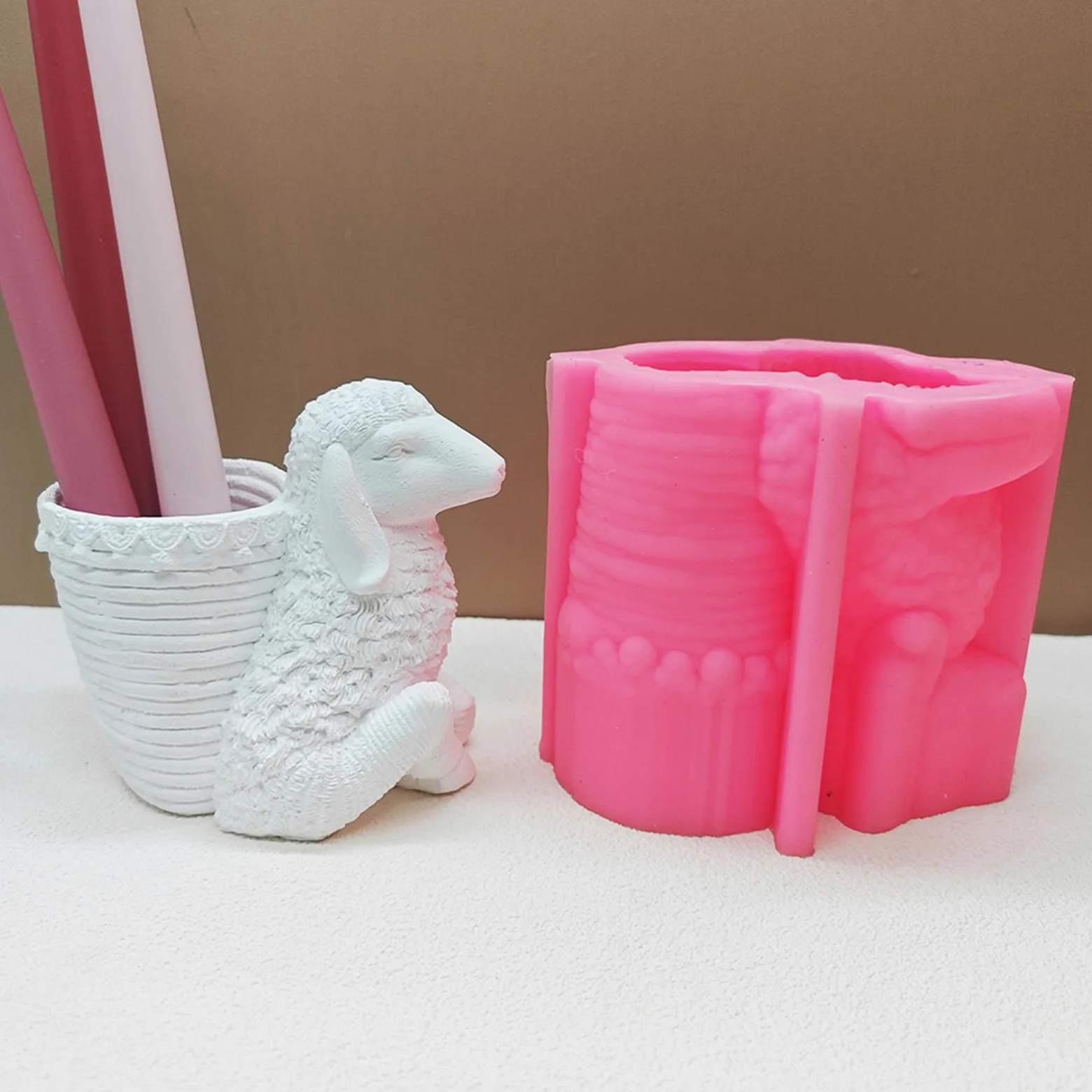 Adorable molde decorativo de silicona para macetas de suculentas, diseño de ovejas de dibujos animados para macetas y bolígrafos suculentas