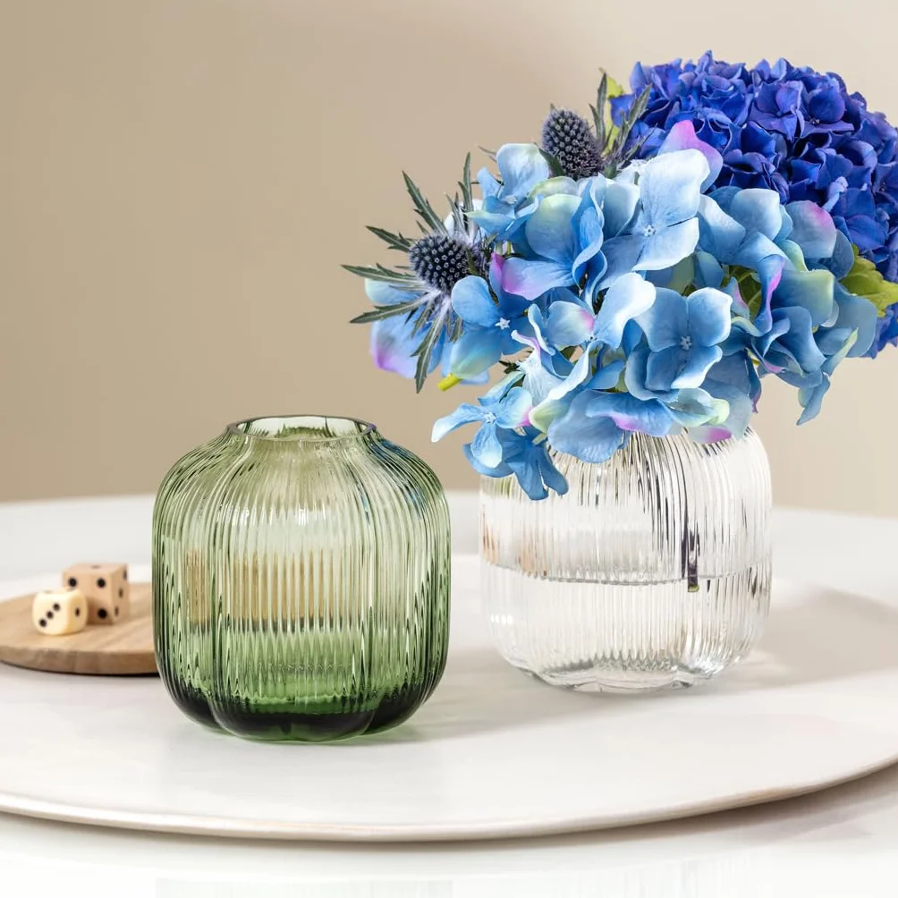 Villeroy & Boch - Fleur Verde, jarrón Decorativo Verde de 11 cm, inspiración Floral, jarrón de Mesa pequeño Apto para lavavajillas, Hecho a Mano, Vidrio soplado, artículos de decoración para el hogar