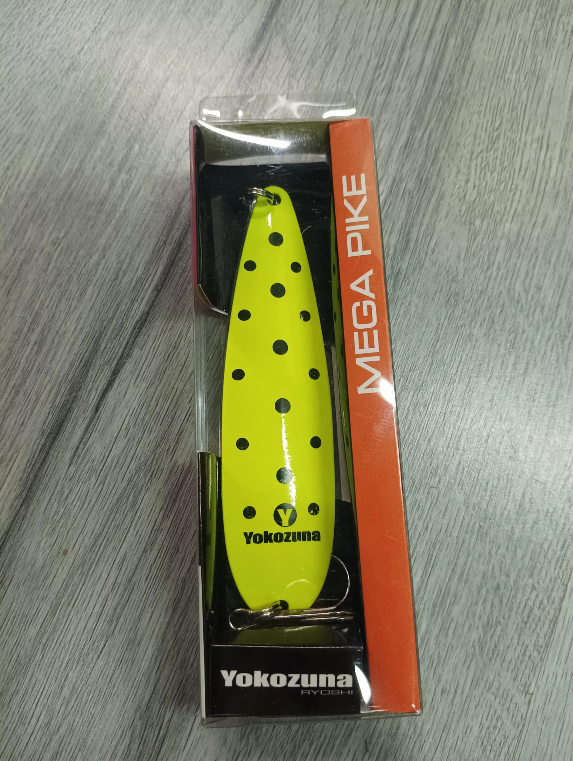 YOKOZUNA RYOSHI CUCHARILLA Mega Pike Amarilla Metal Lure 120MM 47G