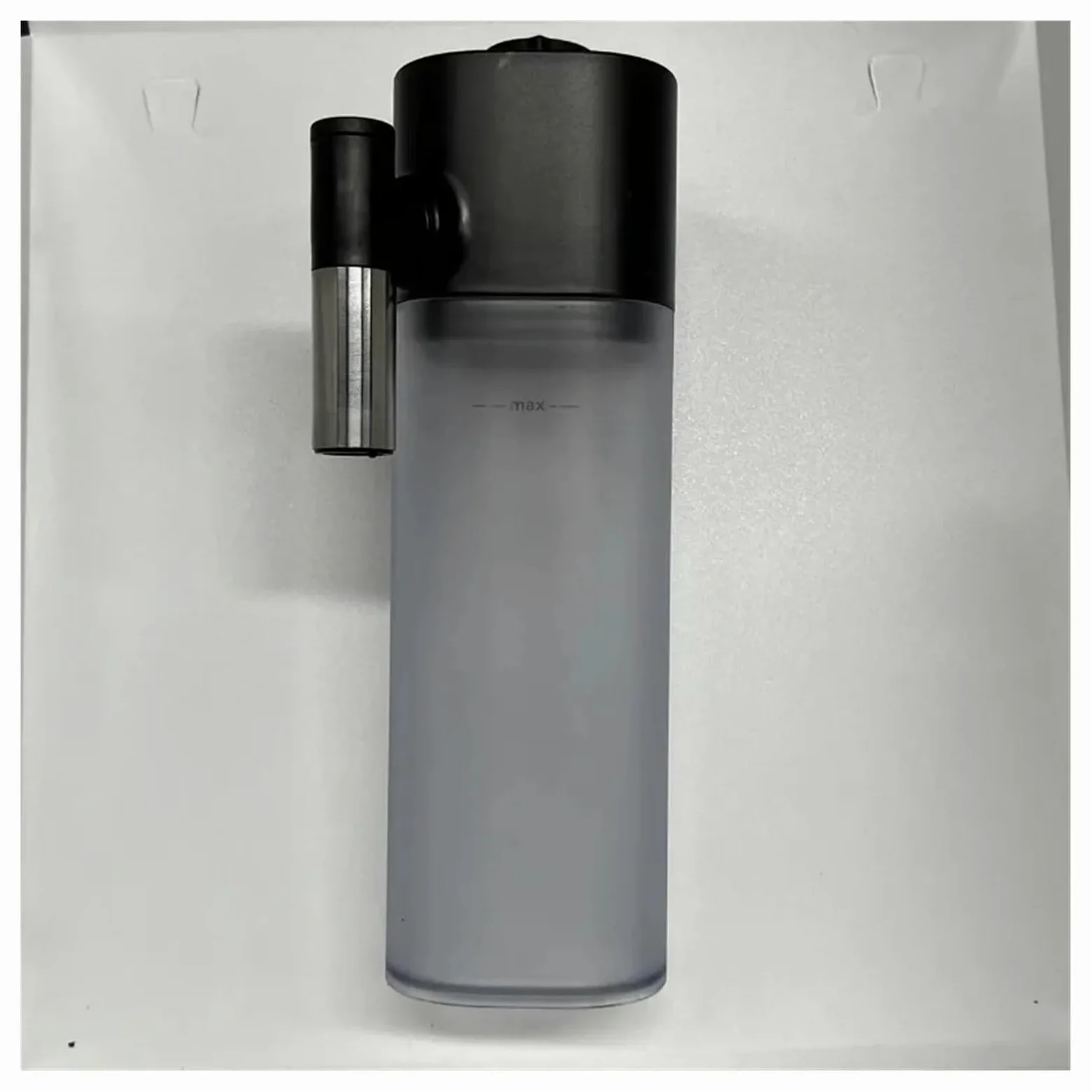 Compatible con Nestlé, compatible con NESPRESSO, piezas de cafeteras de cápsulas, accesorios for tanque de leche F531 EN650