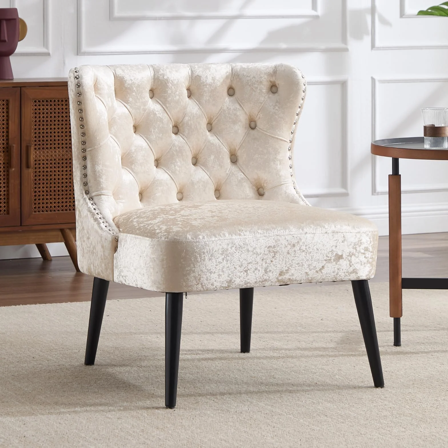 chairus Sillón Nordica Butaca de Salón en Terciopelo, Sillón de Lectura Comóda Butaca Dormitorio con Tachuelas para Sala de Estar/Hotel, Beige