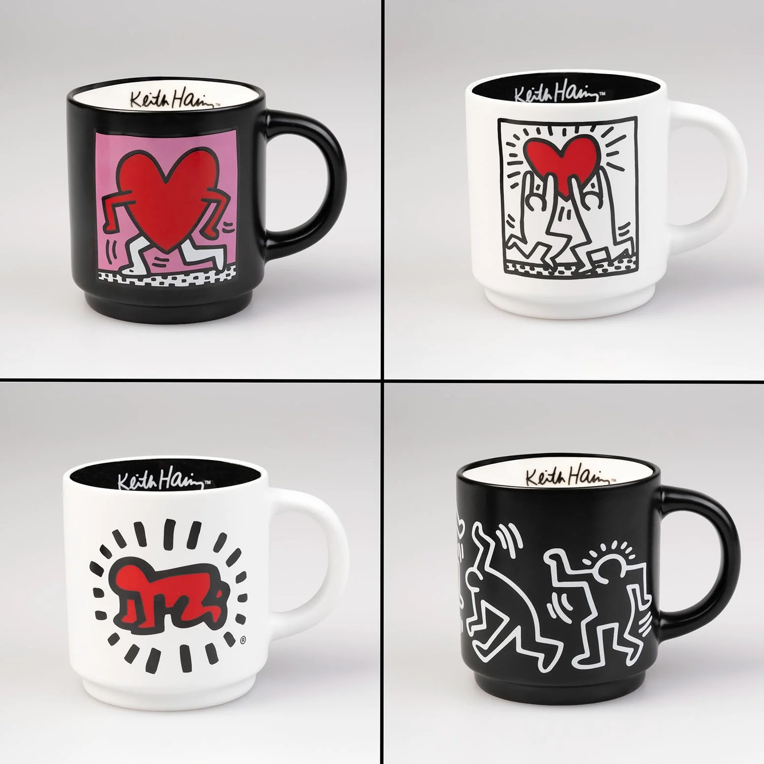 Grupo Erik Juego Tazas de Café Keith Haring - 4 Tazas Originales | para regalar para desayuno (300ml) Aptas Lavavajillas y Microondas, Incluye soporte