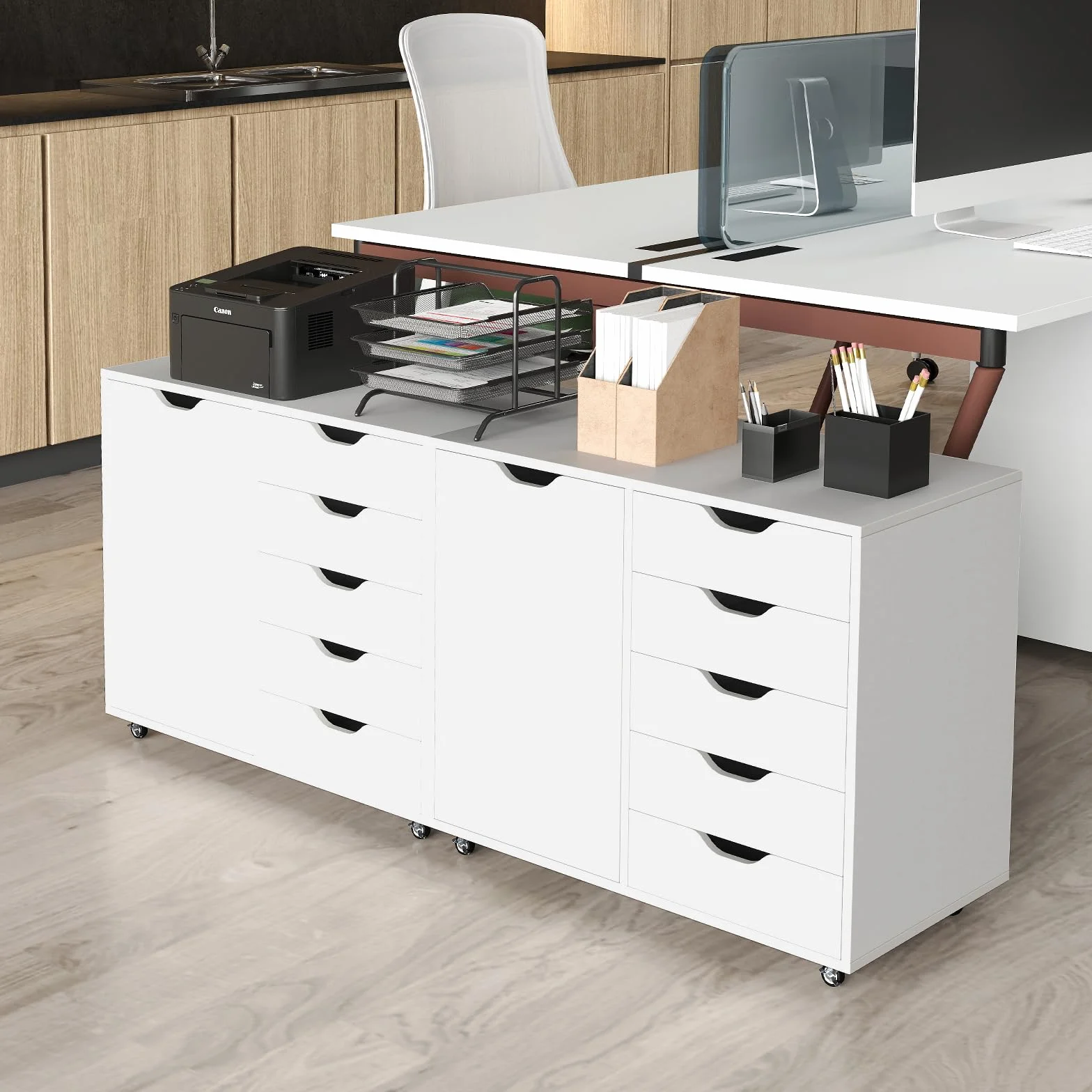 KOMFOTTEU Archivador Móvil con 5 Cajones y Puertas, Armario de Almacenamiento con 5 Ruedas, Cajonera de Madera, Mueble Auxiliar para Oficina, Soporte para Impresora, 79 x 39 x 65 cm, Blanco
