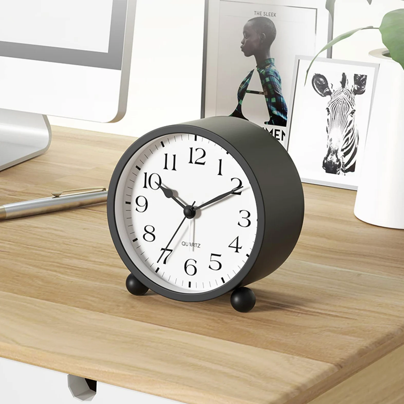 Despertador, Despertadores analógicos, pequeños, con luz Nocturna y Pilas(Black,4.33inch)