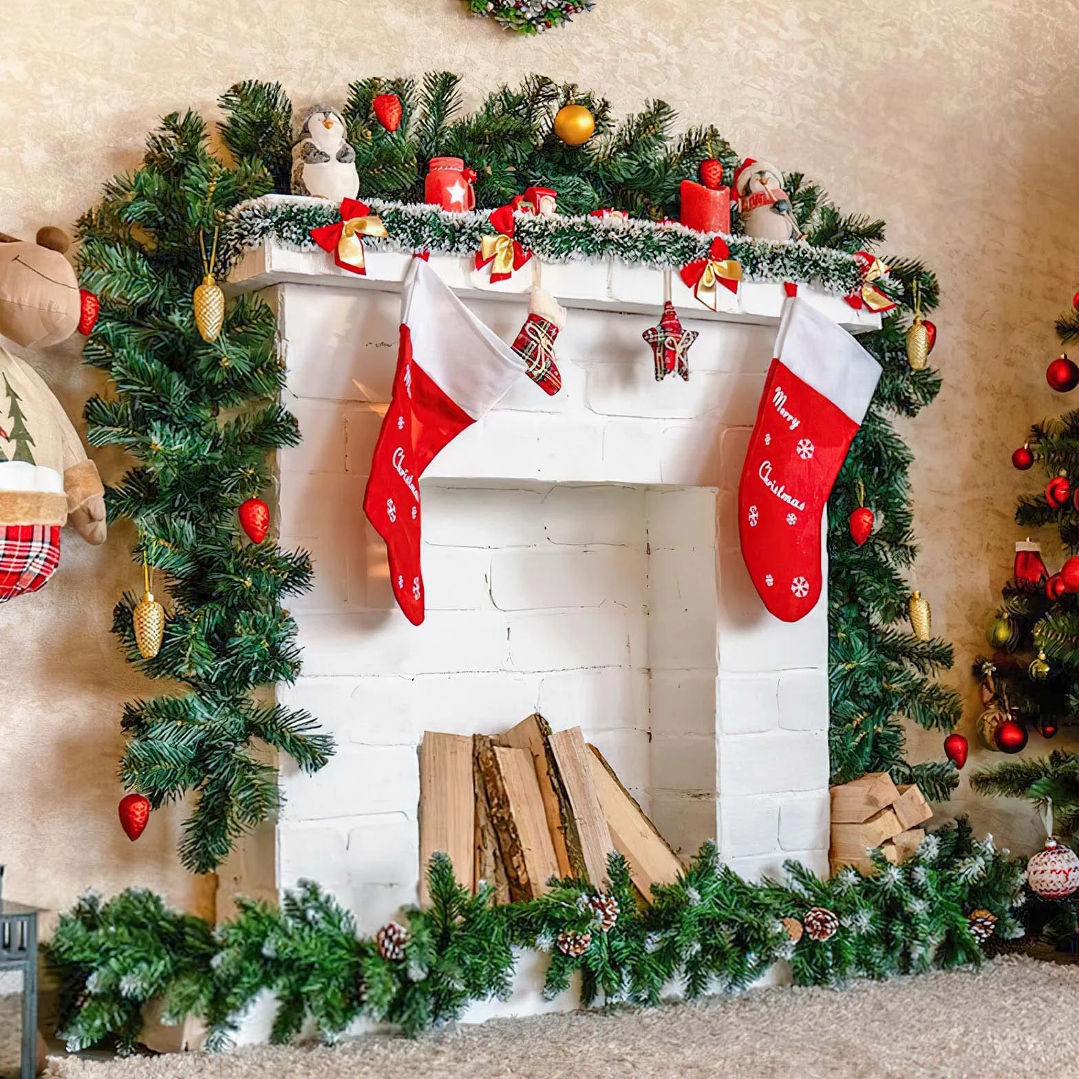 DATEFUN Guirnalda de Navidad Artificial, 2.7m PVC Guirnalda de Abeto Guirnalda de Pino, Navidad Decoradas al Aire Libre de Interior para la Fiesta de Navidad Chimenea Escalera (270 Puntas) (rutyna)