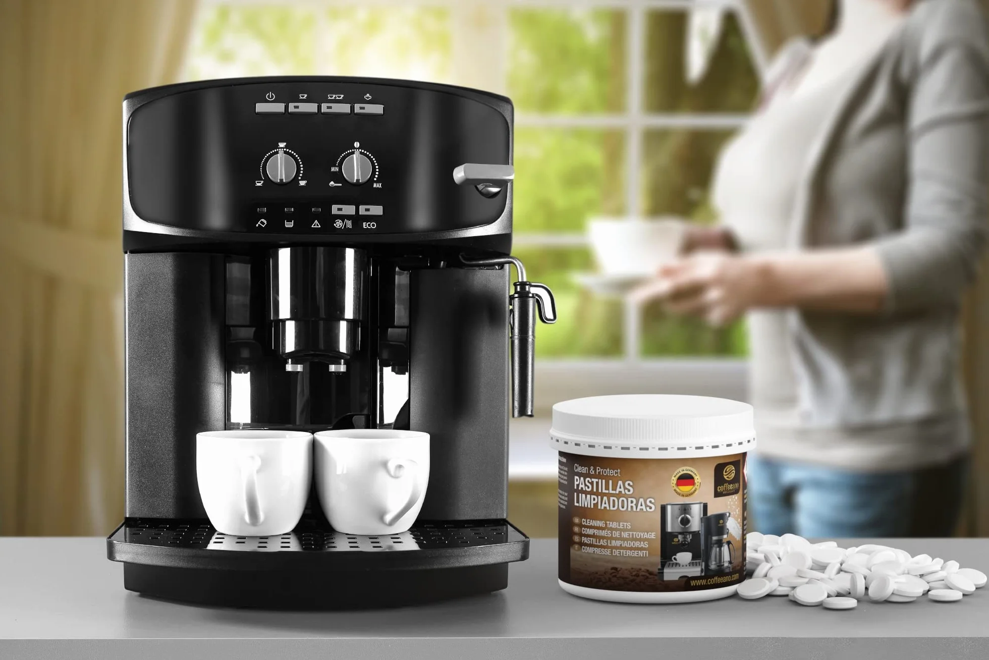 250 pastillas limpiadoras Coffeeano Clean&Protect para cafeteras automáticas y cafeteras. Pastillas limpiadoras aptas para todas las marcas y electrodomésticos. Incluye un libro electrónico