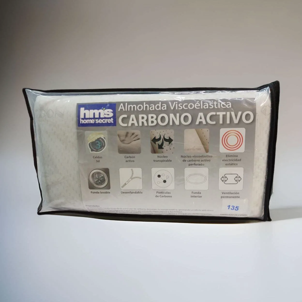 Almohada viscoelástica de carbono activo - Elimina olores, estática, humedad y bacterias - Transpirable Microperforada doble funda - Suave y cómoda - Recomendada para personas con alergias (135 cm)
