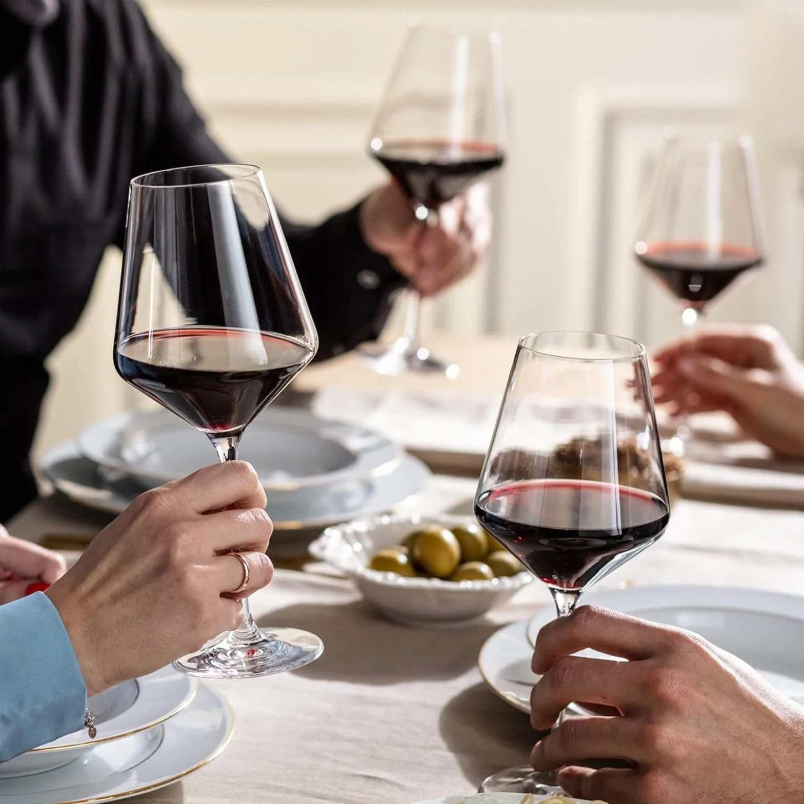 Krosno Copas de vino tinto | Juego de 6 | 550 ML | Colección Avant-Garde | Cristal sin plomo | Para casa, restaurantes & fiestas | Apto para lavavajillas | Cristal sin plomo, para restaurantes y fiestas, apto para lavavajillas