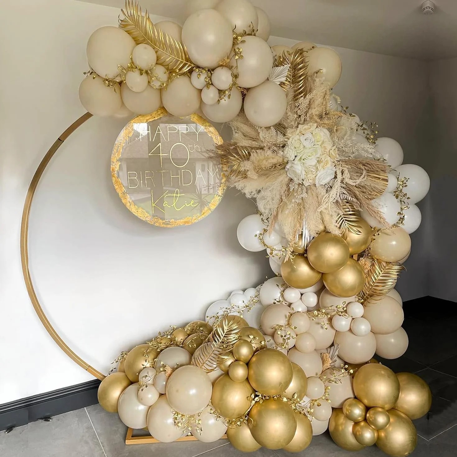 Kit de Arco de Globos Oro Blanco, 185pcs Guirnalda de Globos de Arena Blanca y Dorada con Globos Beige para Cumpleaños Fiesta, Baby Showers Decoración, Boda Bohemia, Bautizo Comunion, Graduación