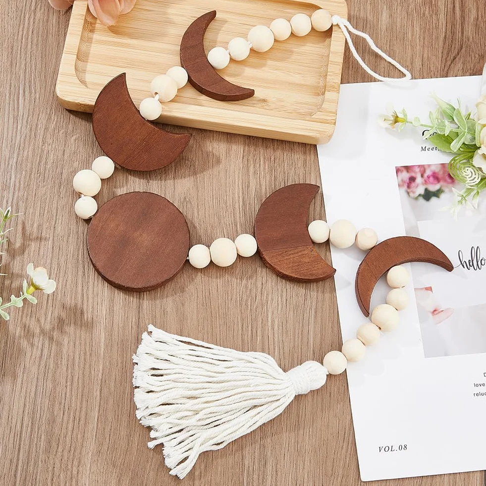 SUPERFINDINGS Colgante de Pared de Fase Lunar de Camello con Cuentas Guirnalda de Borlas de Estilo Étnico Bohemio Decoración de Pared Plana de Madera