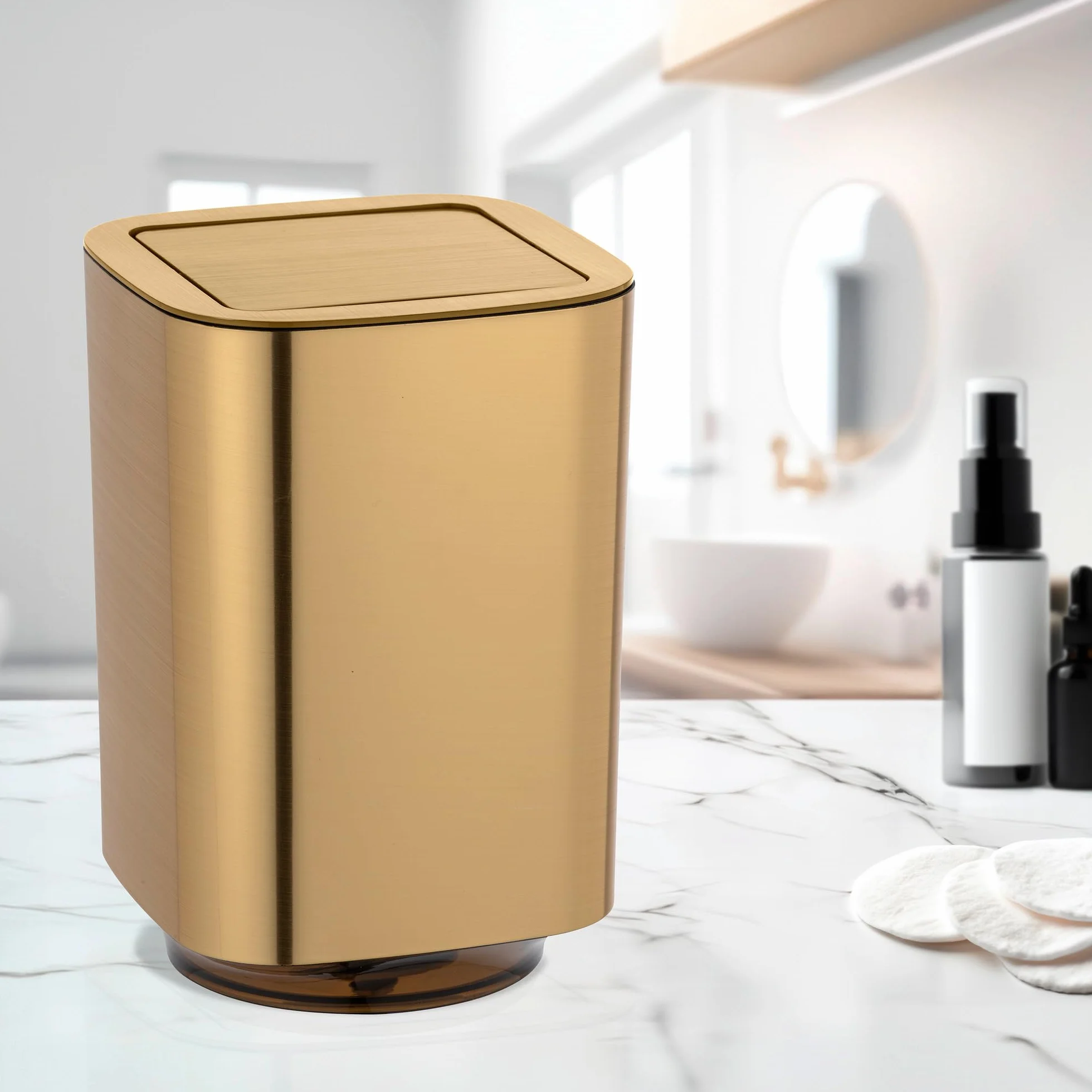 Wenko Cubo con tapa oscilante Auron oro, Capacidad 5.5 l, Plástico, 17.2 x 25.5 x 17.2 cm, Oro
