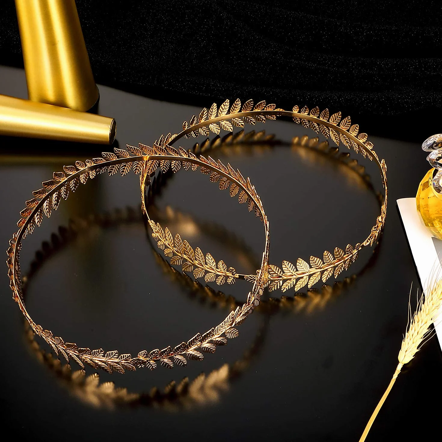 Cindeer 3 Piezas Diadema Romana Corona de Laurel Corona de Hojas Doradas Tocado de Diosa Griega para Mujeres Hombres Accesorios para Fiestas Bodas