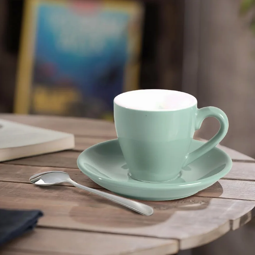 homEdge Juego de 4 tazas de café expreso de porcelana con platillos y cucharas, 80 ml, color verde menta