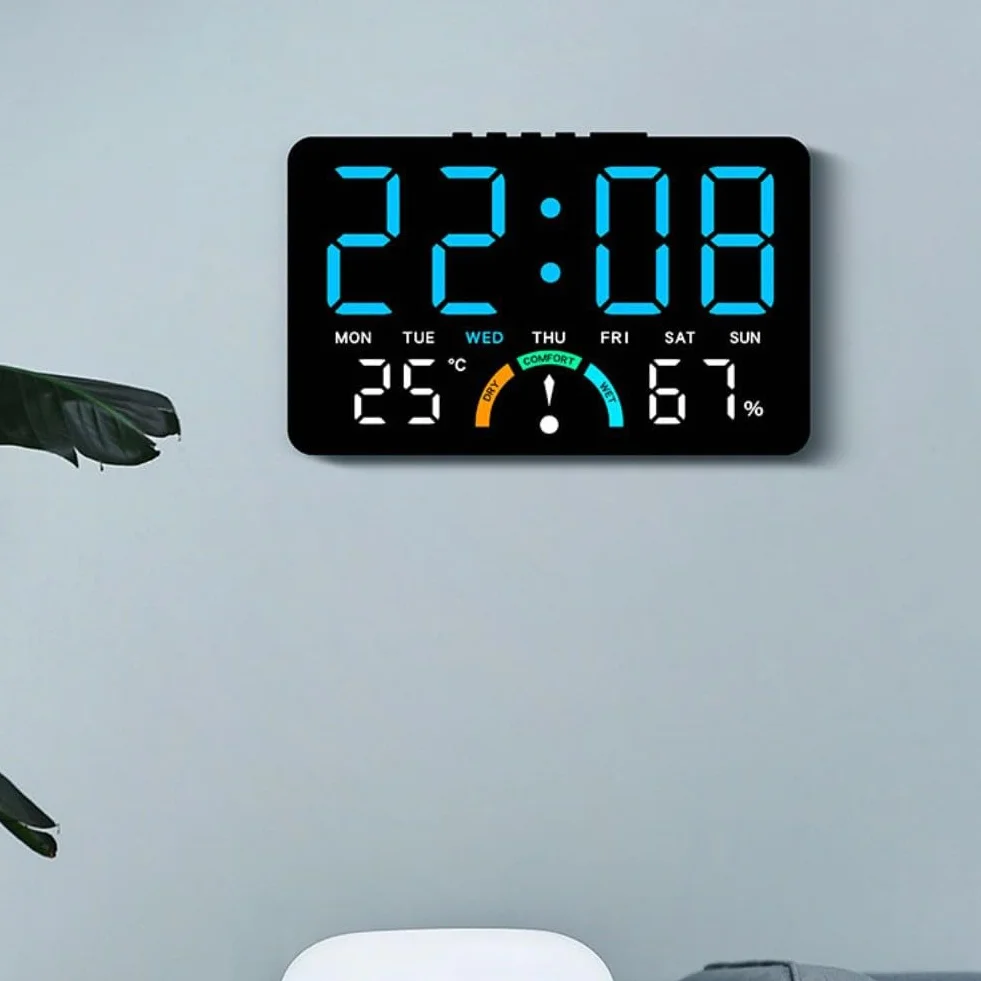 Reloj digital LED grande con indicadores de hora, humedad, temperatura, fecha, alarma y nivel de comodidad, diseñado para colgar en la pared o configuración plana (azul)