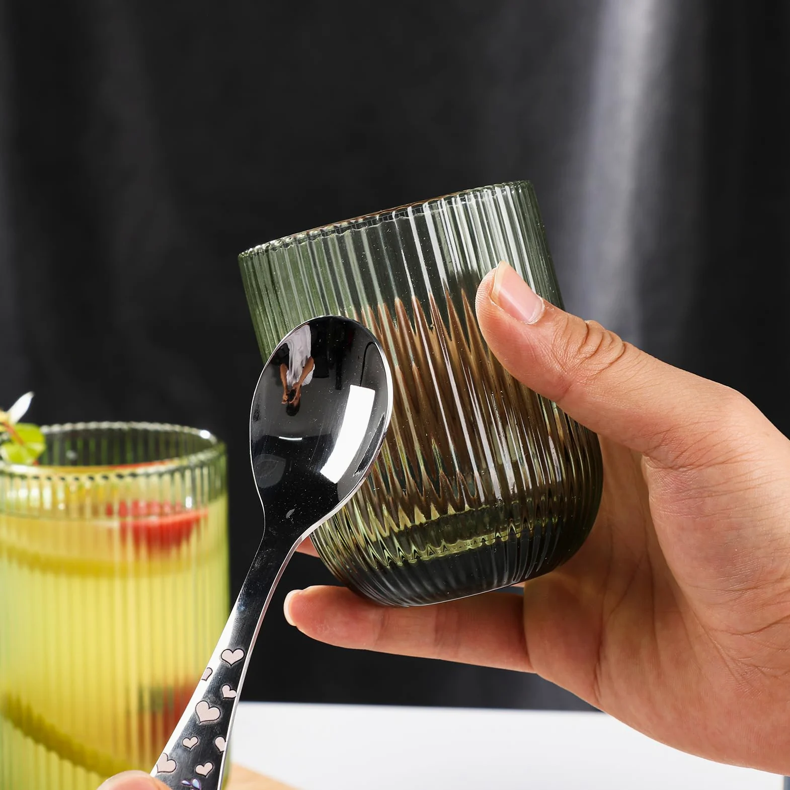 Juego de 8 vasos de cristal acanalados, 4 vasos altos de 14 onzas y 4 vasos de 9 onzas, verde, estilo origami, diseño estriado, para cerveza, agua, cóctel, jugo, whisky, regalo