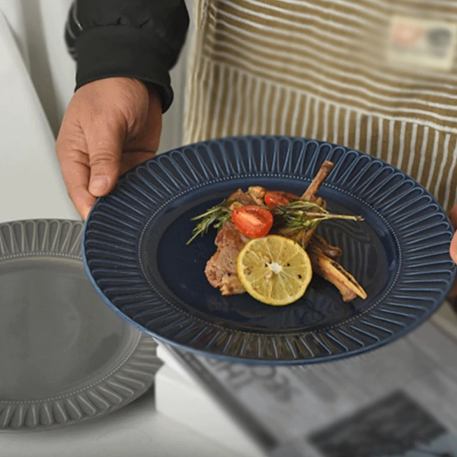 Platos Llanos Plato de Comedor con patrón en Relieve, Plato de Comedor de cerámica for el hogar, Restaurante, cafetería, Plato de Postre, Plato Plano Circular Platos Postre(A)