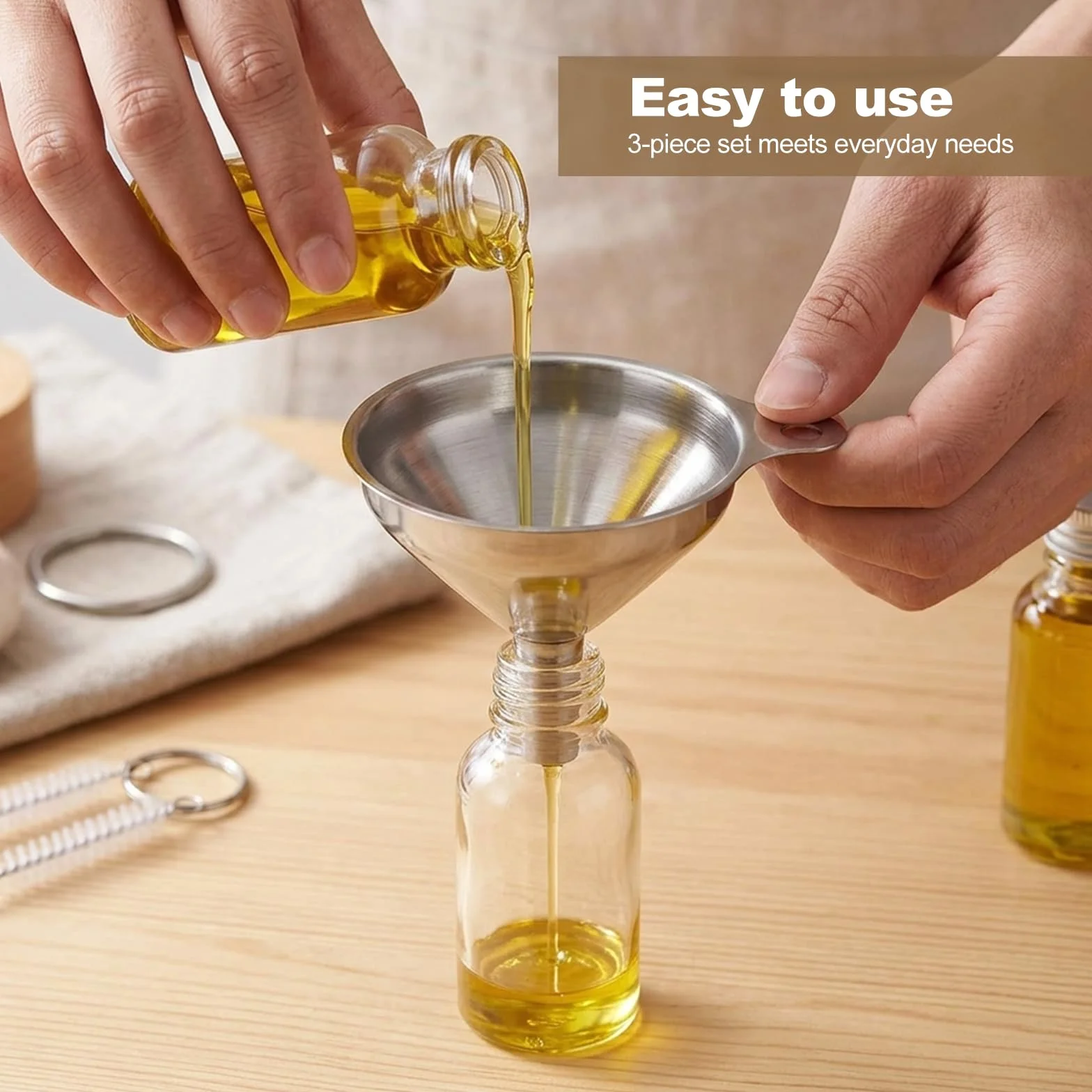 3 Embudos de Acero Inoxidable, Mini Embudos de Cocina con 2 Cepillos de Limpieza, Embudos Pequeños de Cocina con Asa, Embudos de Acero Inoxidable para Líquidos y Polvos