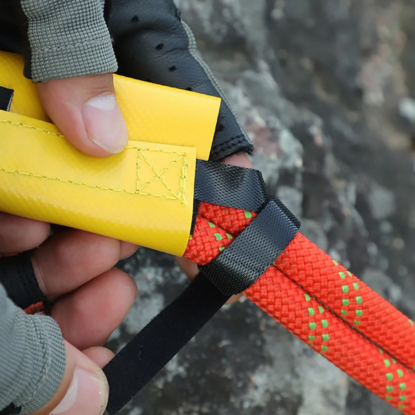 Protector de cuerda PVC para escalada en roca - Funda protectora de cuerda arborista