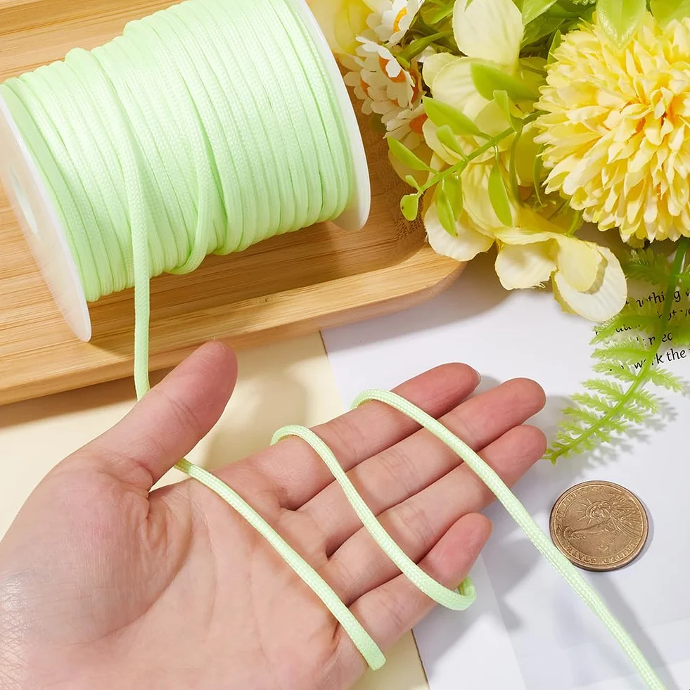 Cuerda de Paracaídas 102 Metros 31 pie Que Brilla en la Oscuridad Kit Paracord Poliéster Verde 4mm Multifuncional Luminoso Carrete Manualidades
