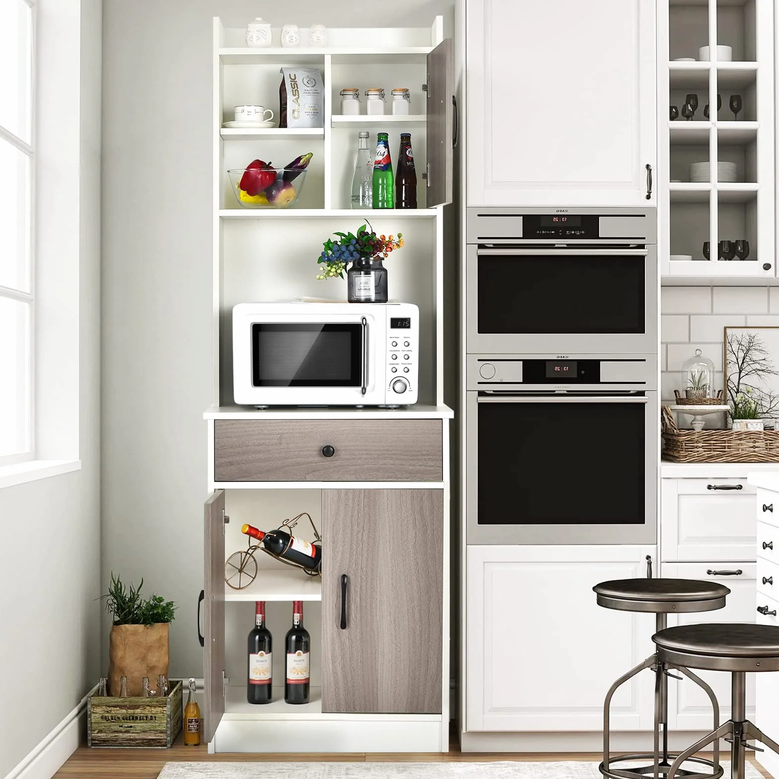 GOPLUS Armario de cocina, armario independiente con cajón ancho, estantes ajustables, 2 puertas, estante liso, estante de almacenamiento para comedor, cocina, salón, restaurante (blanco)