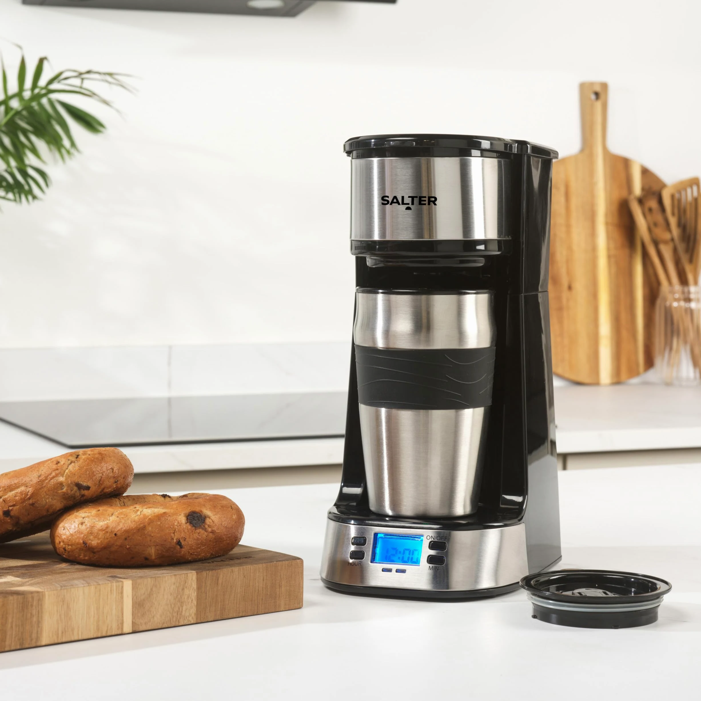 Salter Cafetera de Filtro Digital – Filtro Lavable y Reutilizable, Incluye Taza de Viaje de 420 ml de Acero Inoxidable, Prepara Café en 3-4 Minutos, Compatible con Café Molido o Pads