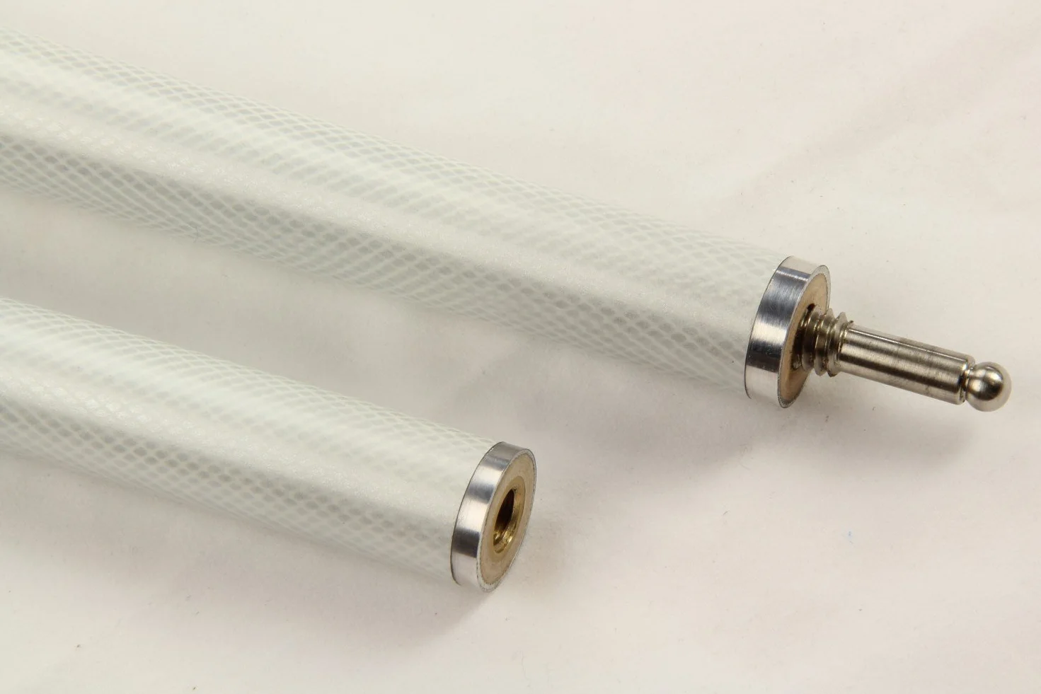 Inferno Taco de billar 2 piezas punta 9 mm grafito 144,78 cm blanco