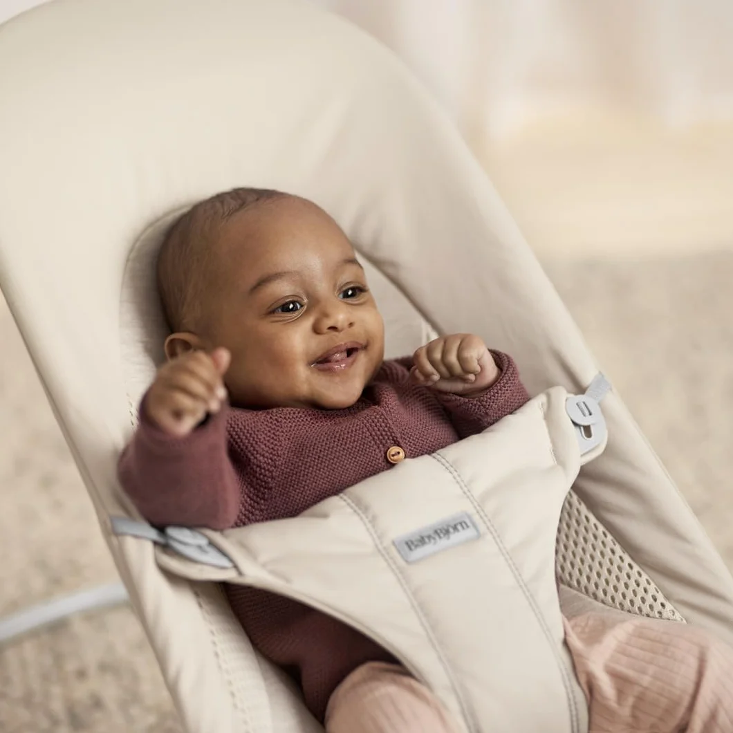 BabyBjörn Hamaca Balance Soft, Tri-Fabric, Beige Claro