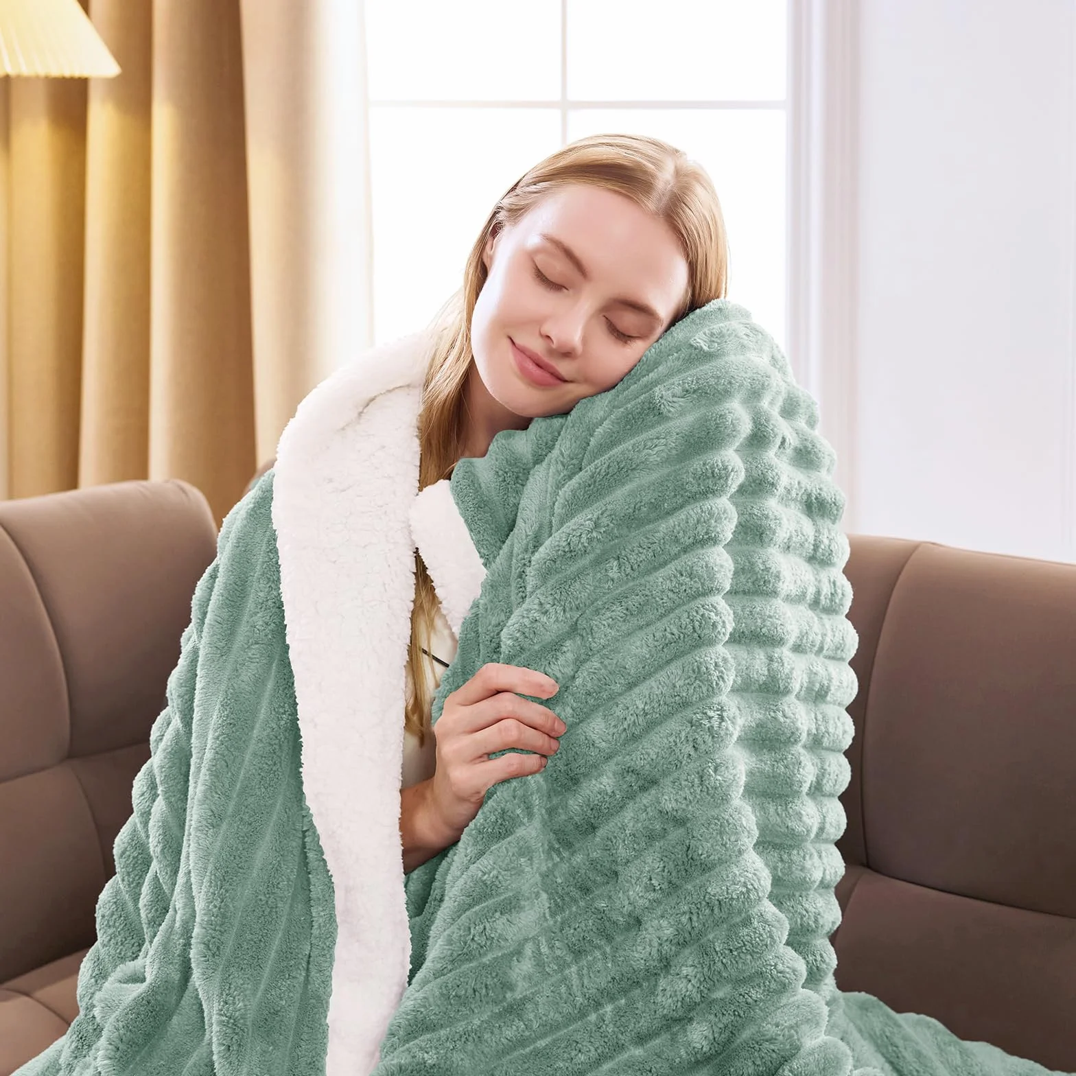 WAVVE Manta Sherpa Franela Reversible para Cama 135/150, Manta Polar con Cordón para Sofá, Grande 240 x 220 cm, Sobrecama Suave, Caliente, Transpirable para Invierno(Verde Claro)