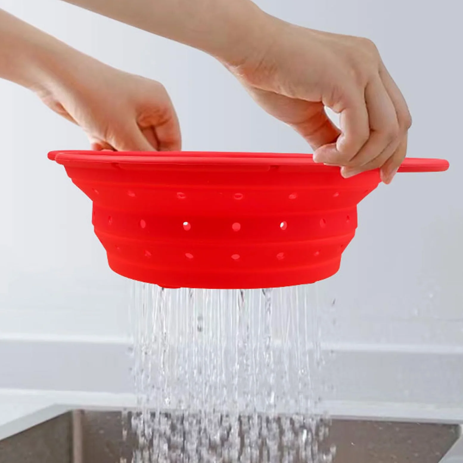 Juego de 3 coladores plegables de silicona que incluye diferentes tamaños para varias tareas de cocina, diseño de ahorro de espacio, colador de camping