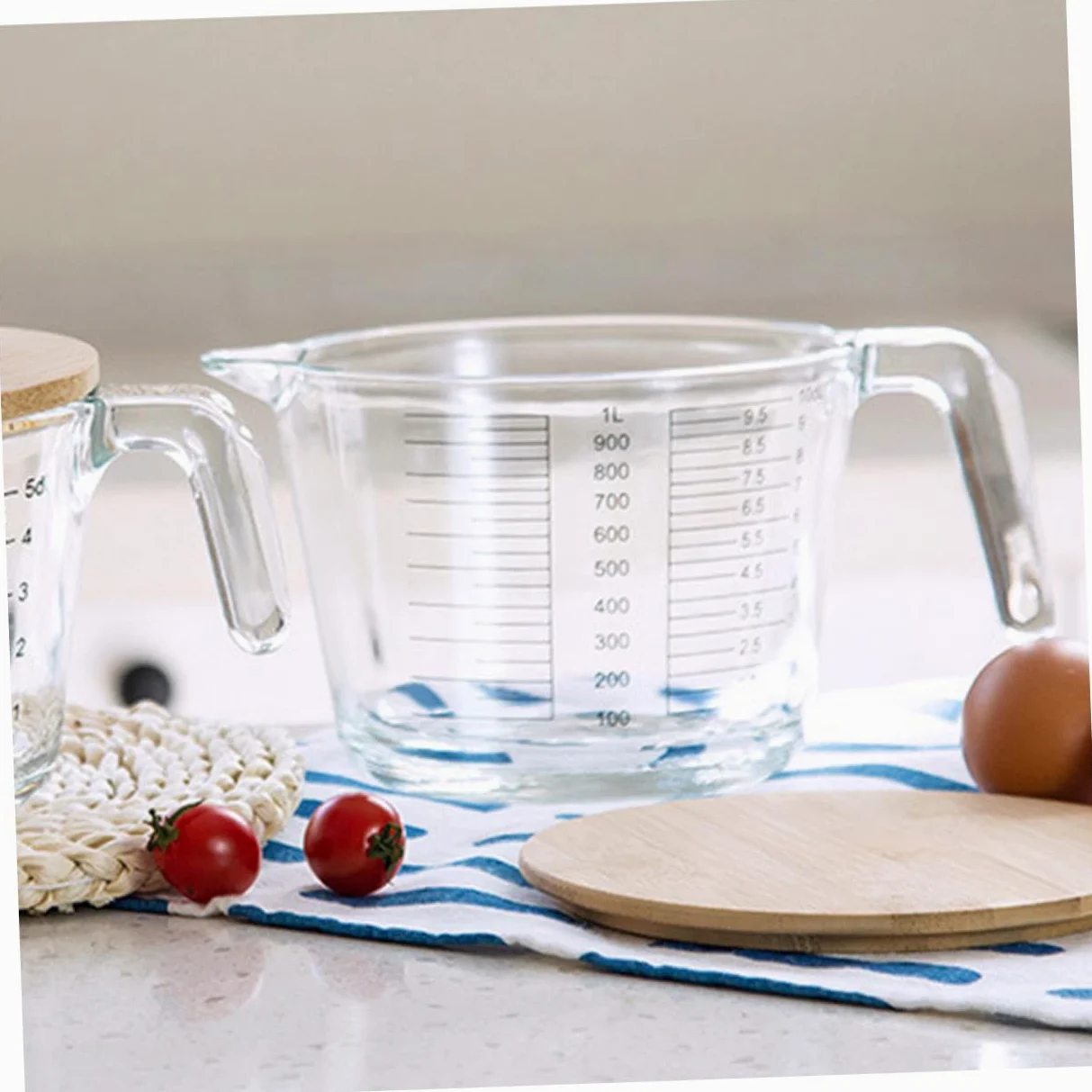 Cabilock Vaso Jarra al Calor Resistente con Vidrio Medidor Tapa Medidora Madera Escala Práctica Medir para Cocina, Adecuado Líquidos y Aceites