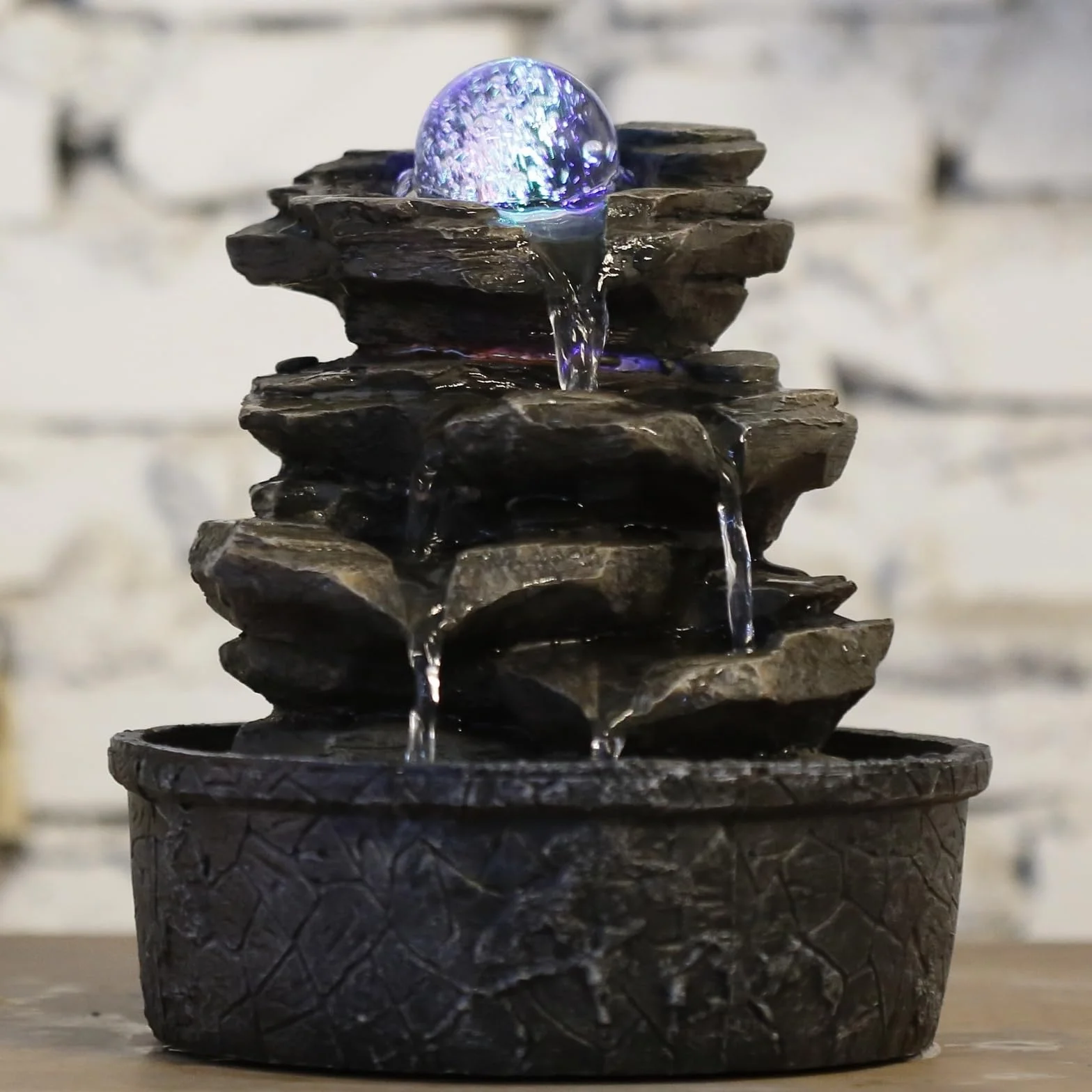 Fuente de poliresina ZenLight Little Rock, marrón oscuro, 20 x 20 x 23 cm