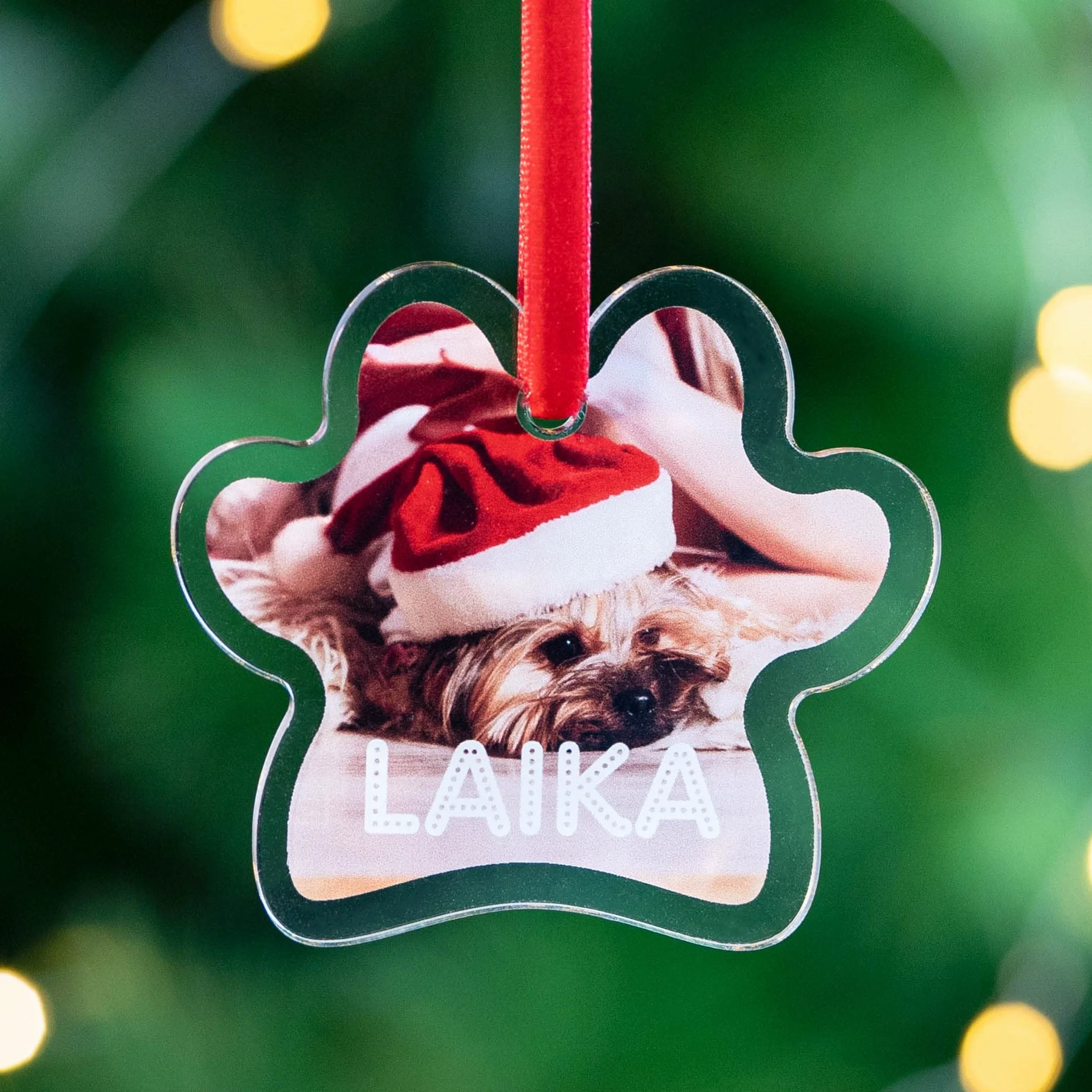 Wanapix | Adorno Navidad de Metacrilato Personalizado | Adorno para Árbol Navidad Personalizado con Foto | Incluye 2 Cintas de Terciopelo para Colgar, Verde y Roja | Huella