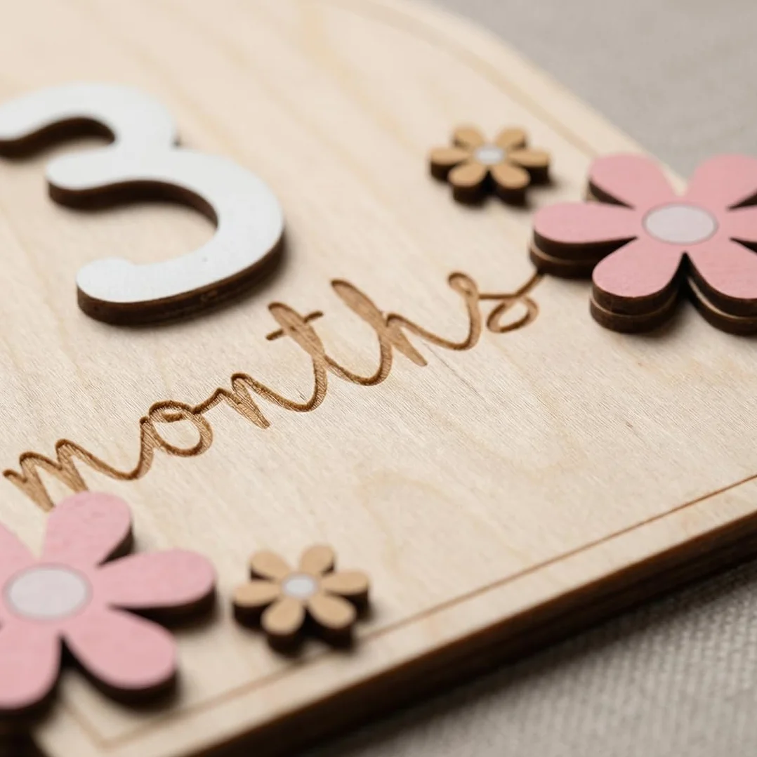 Tarjetas de Hitos Mensuales para Bebé 0-12 Meses, Estilo Floral de Madera, Accesorios para Fotos de Baby Shower