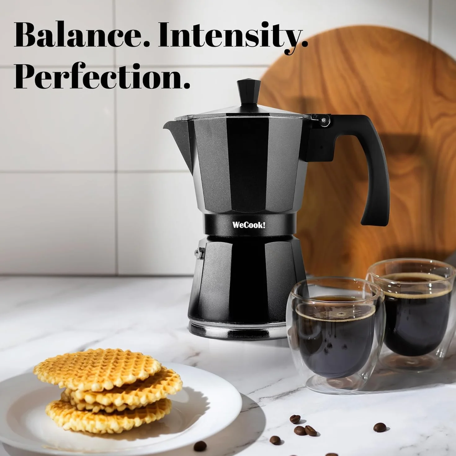 WECOOK! Luccia Cafetera Italiana, Inducción, Aluminio, Express, 1 - 3 Tazas Café, Apta para todas las Cocinas, Color Negro, Junta de Cierre de Silicona, Válvula de Seguridad.