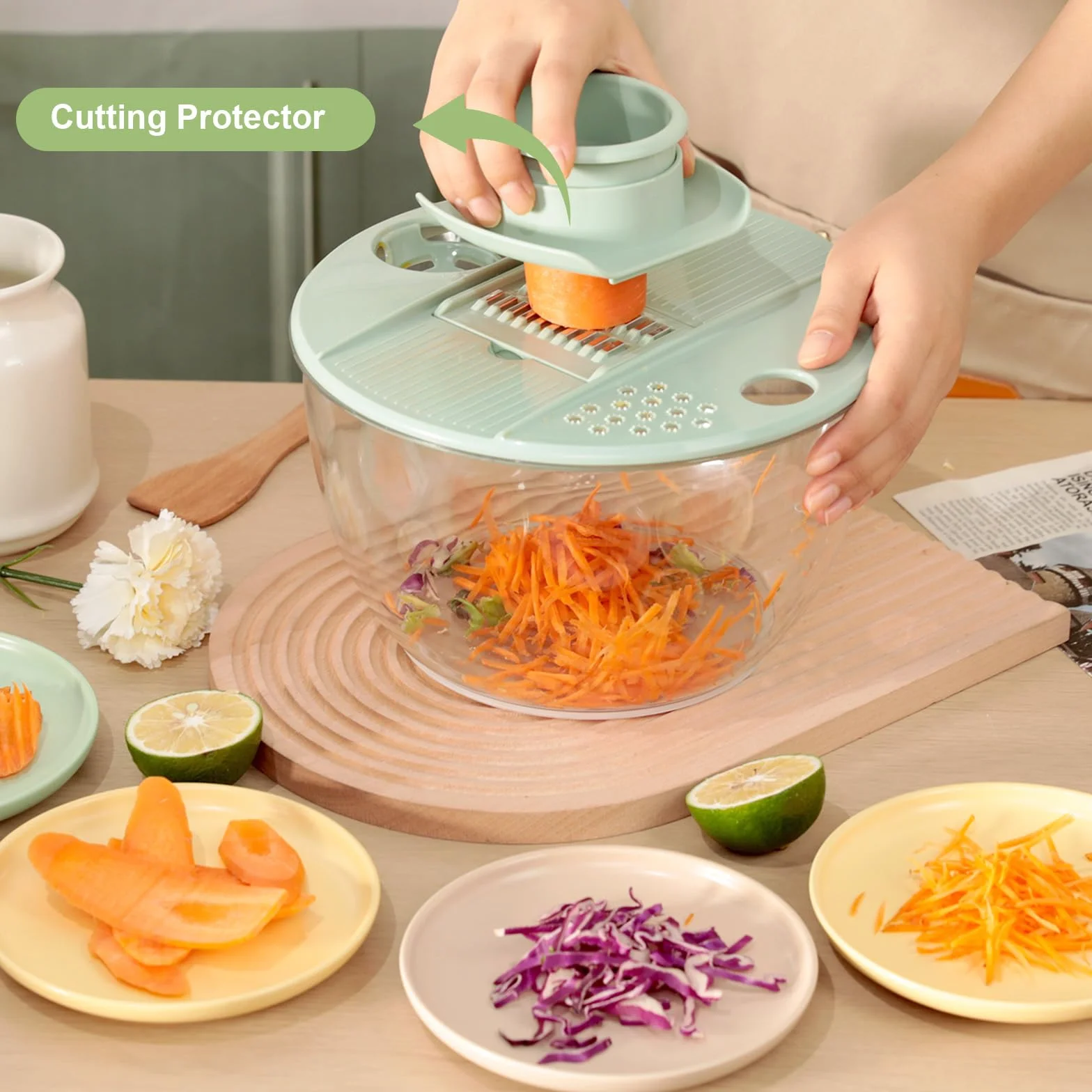 VINATO Centrifugadora Lechuga 4,5L, Mandolina de Cocina Multiusos, Escurridor Verduras para Lavar, Centrifugar y Cortar. Ensaladera con 5 Cuchillas + 1 Accesorio para Zumos.