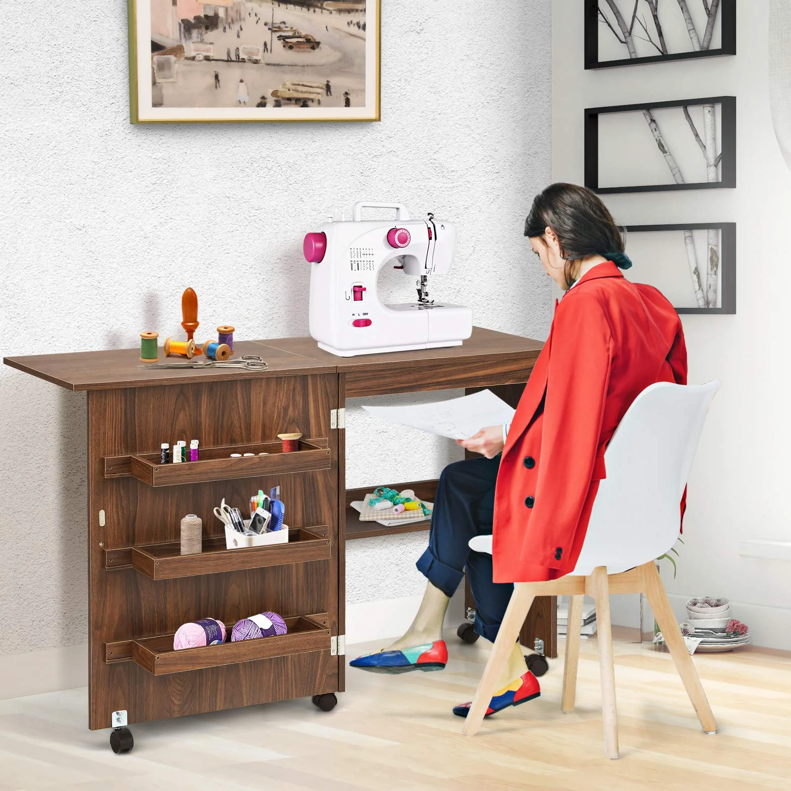 GOPLUS Mueble para Máquina de Coser, Mesa Plegable de Costura con 5 Ruedas y 4 Estantes, Armario Organizador de Costura y Manualidades, Escritorio de Costura para Hogar, Estudio (Marrón Oscuro)