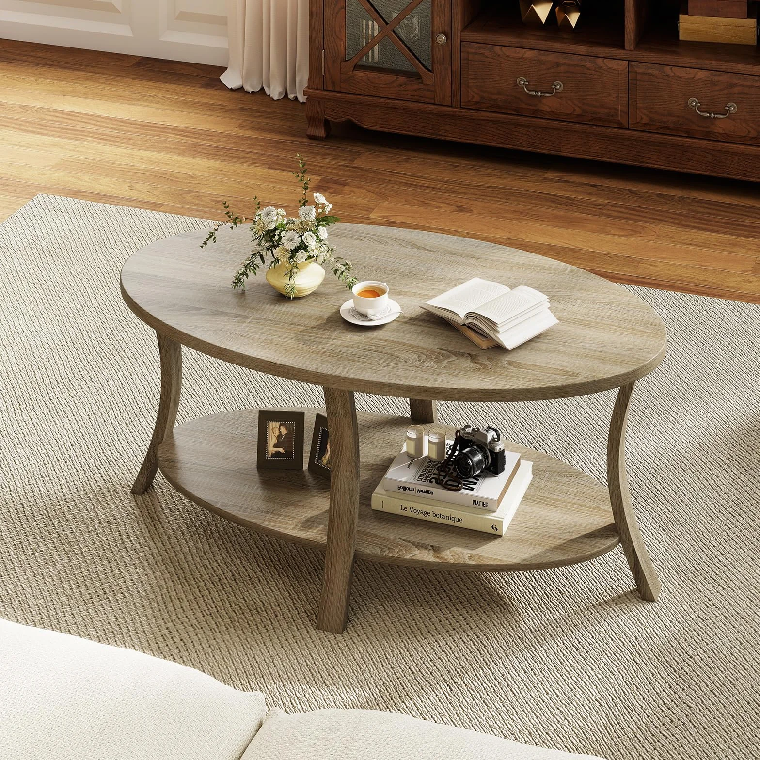 LIFEZEAL Mesa de Centro Ovalada de Madera de Caucho, Mesa de Centro de 2 Niveles con Estante de Almacenaje, Mesa Rústica para Salón, Hogar, Oficina, 111 x 60,5 x 47 cm (Natural)