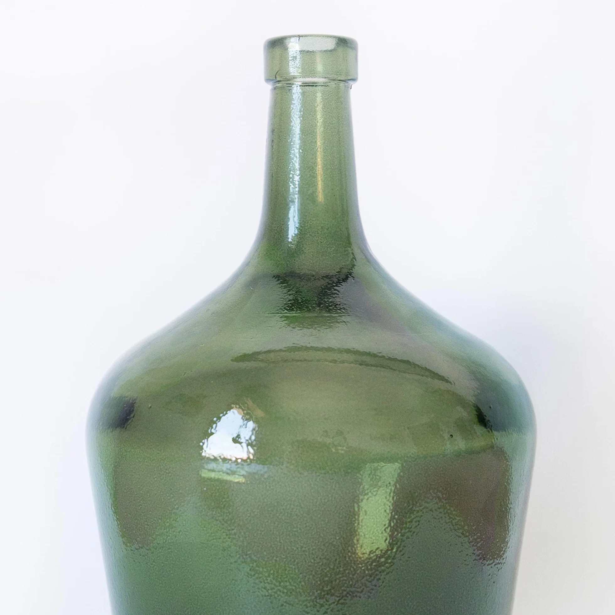Damajuana de Vidrio, 2L, Botella Decorativa Estilo Mediterráneo, Jarrón Artesanal para Hogar y Jardín (Verde Oliva)