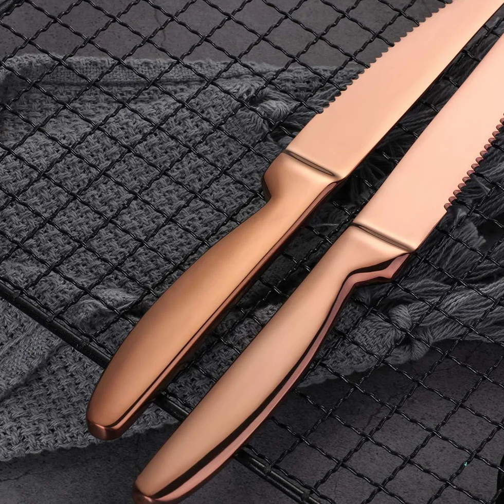 Bisda Juego de 6 Cuchillos de Carne Oro Rosa serrado Steak Knives Acero Inoxidable Sierra Cuchillo para Carne 22cm de Largo Cuchillos de Mesa Cuchillos de Cocina lavavajillas Seguro