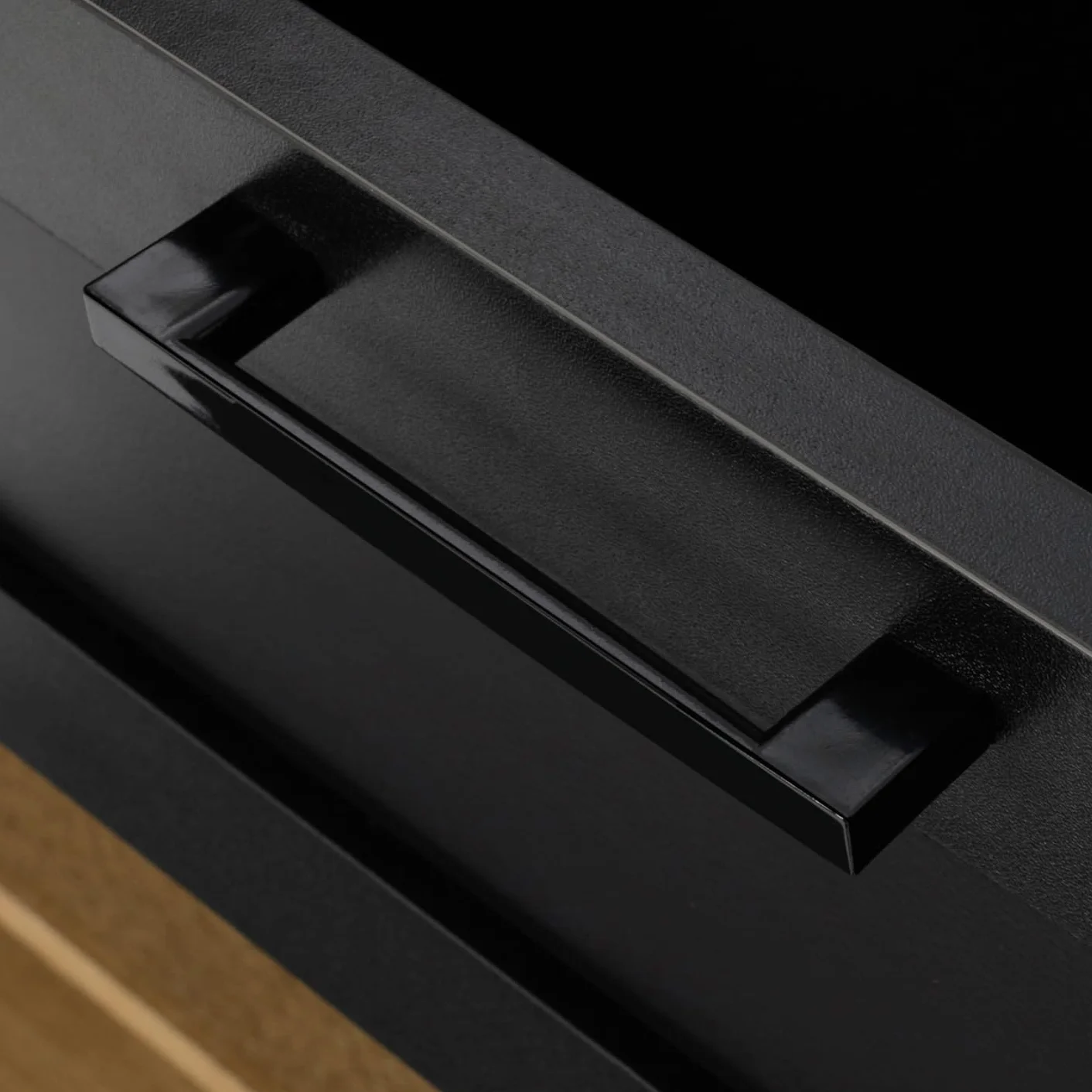 IDMarket – Ilot central para 4 personas VITO 130 cm negro y bandeja de madera