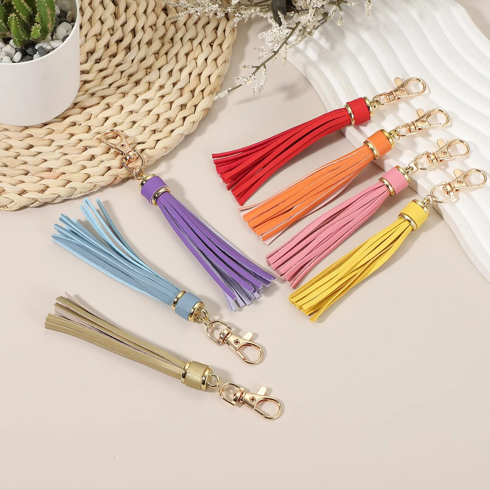QUARKZMAN 2 Piezas De Borlas De Cuero PU, Llavero De Borla Encanto De 6 Pulgadas con Giratorio De Langosta para Fabricación De Joyería, Bolso Manual, Manualidades DIY, (Negro)