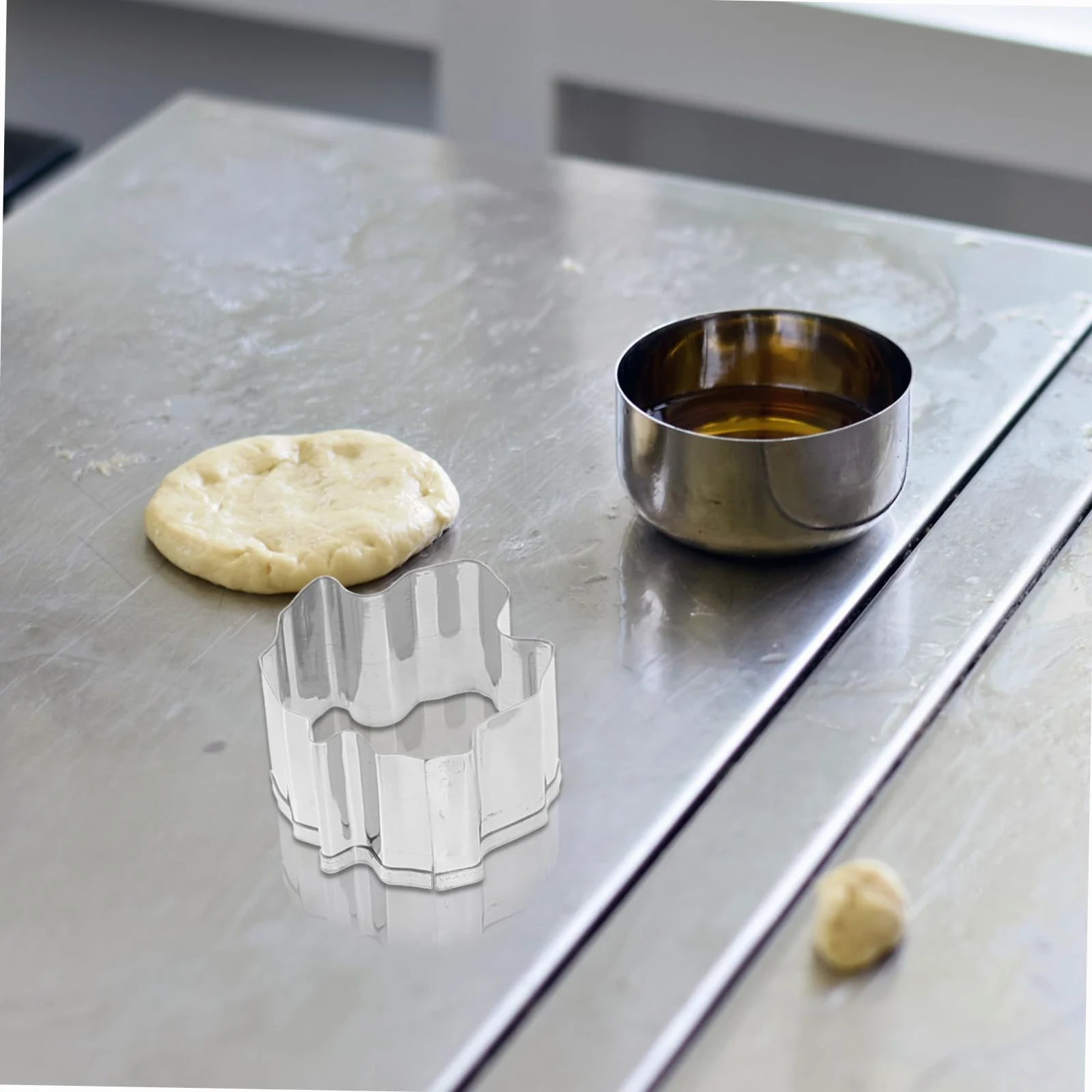 Cabilock Cortadores De Galletas De Halloween Inoxidable De Mini Moldes Para Galletas De Calabaza Herramientas Convenientes Para Repostería Y Diy 12 Piezas X 5