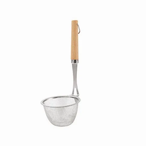 Colador El colador es un colador de Acero Inoxidable con un tamiz de Malla con un Mango Largo Que se Puede Usar en la Cocina de la casa.