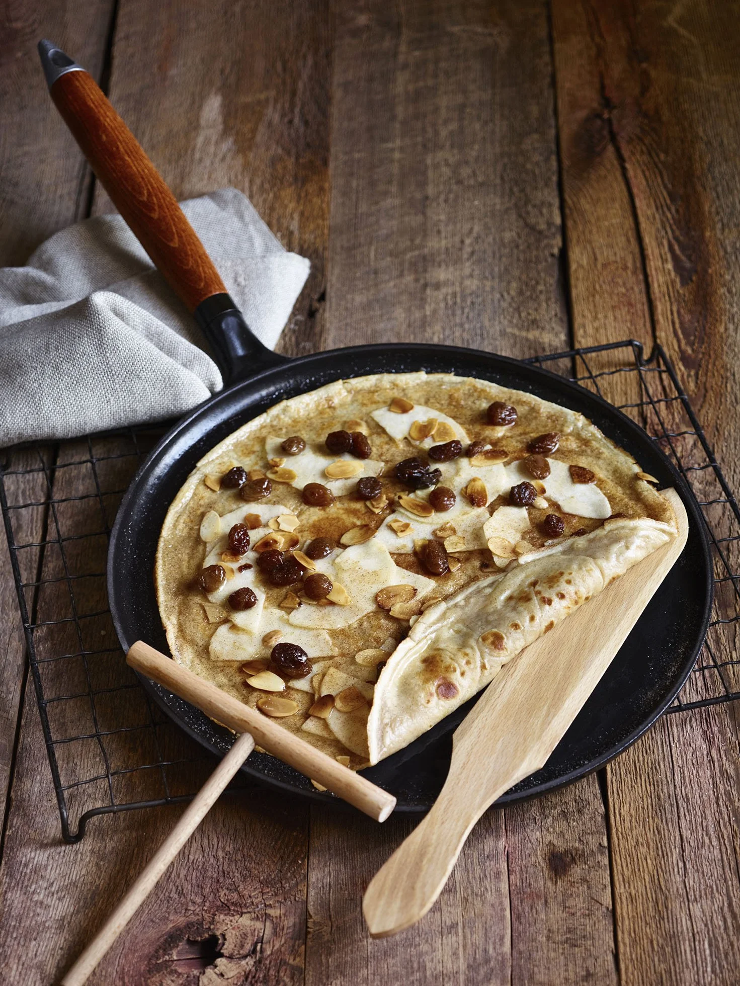 STAUB 1212823 - Sartén de Hierro Fundido para Crepes (28 cm), con Mango de Madera