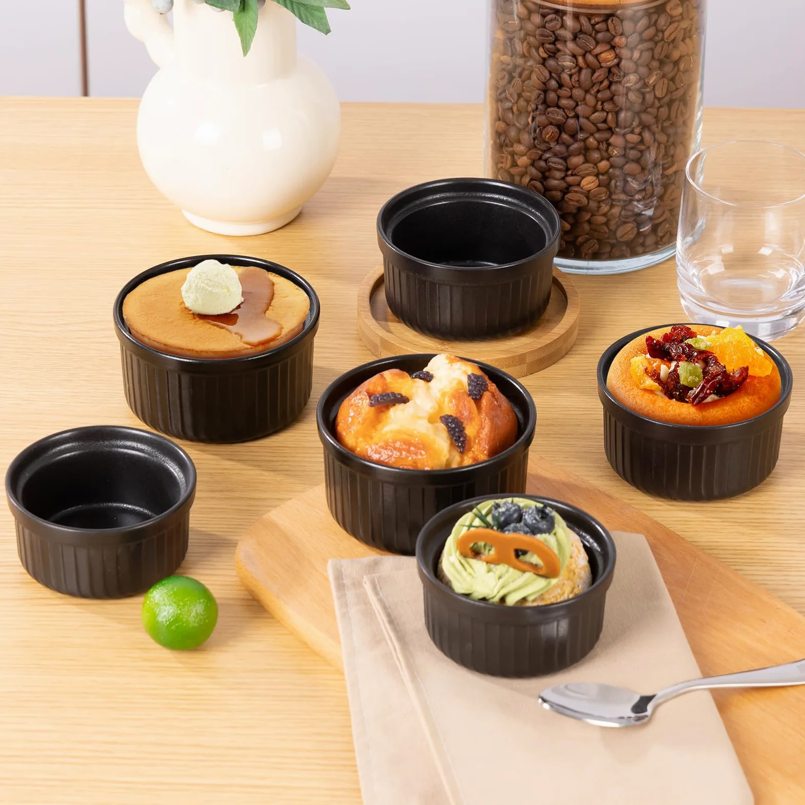 Yachi Ramequines de cerámica de 6 onzas, juego de 6, Ramekin de porcelana, apto para horno, soufflé de gres, soufflés para hornear, crema brulées, natillas, pudines, apto para horno y lavavajillas