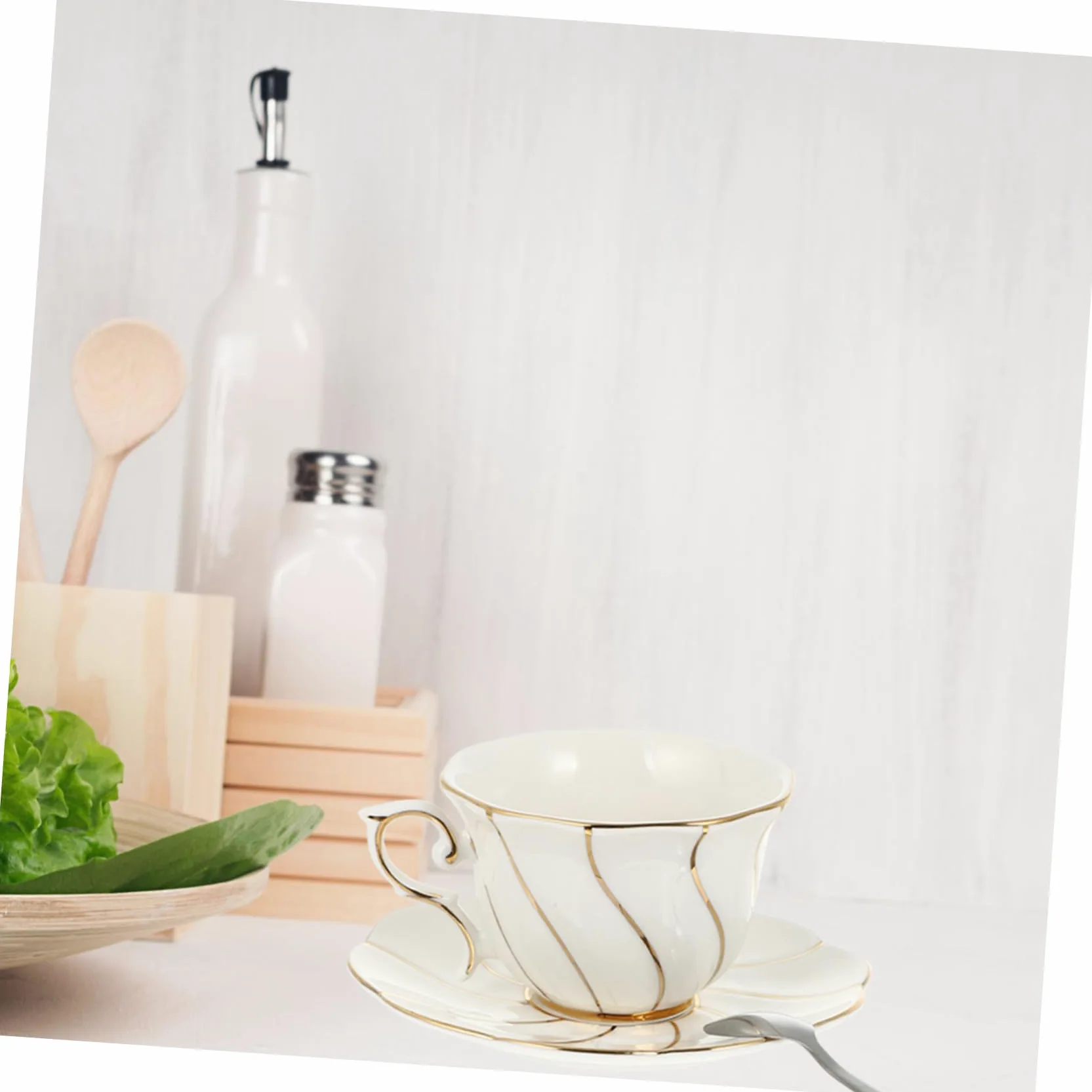 Gatuida Tazas de Café y Té de Elegante con Dorado Set de Taza Plato y Cuchara Resistente y Fácil de Limpiar para Hogar y Oficina